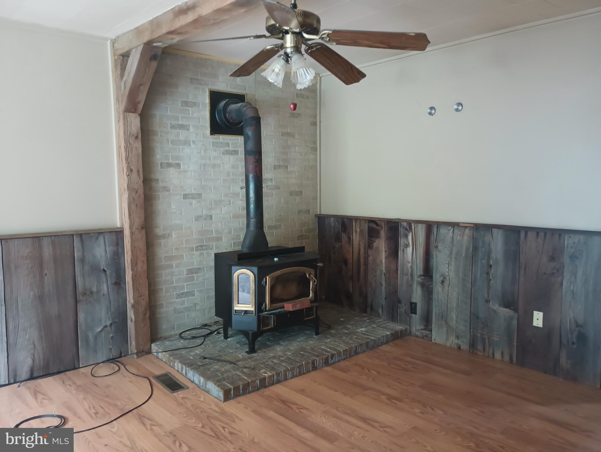 105 WALNUT STREET