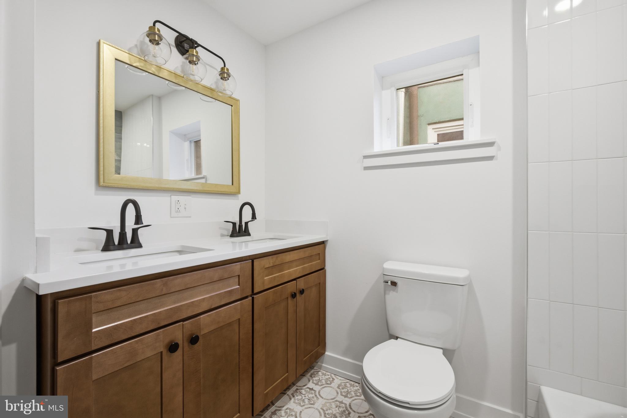 EAST PASSYUNK CROSSING - Residential