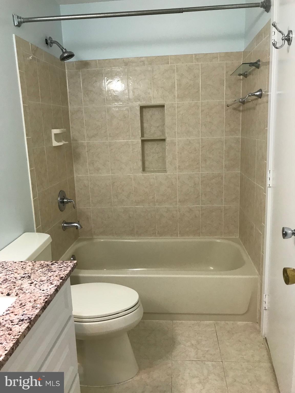 SUMMERRIDGE - Residential Lease