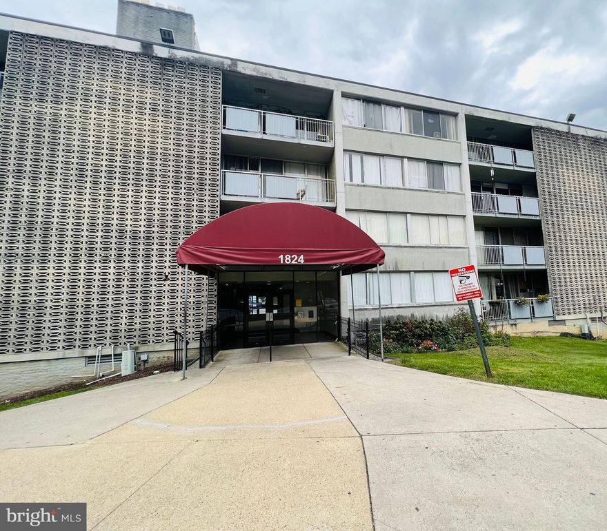 One bedroom, ground level unit. $1300. Recently upgraded with new flooring, fresh paint, and updated appliances, close to Beltway