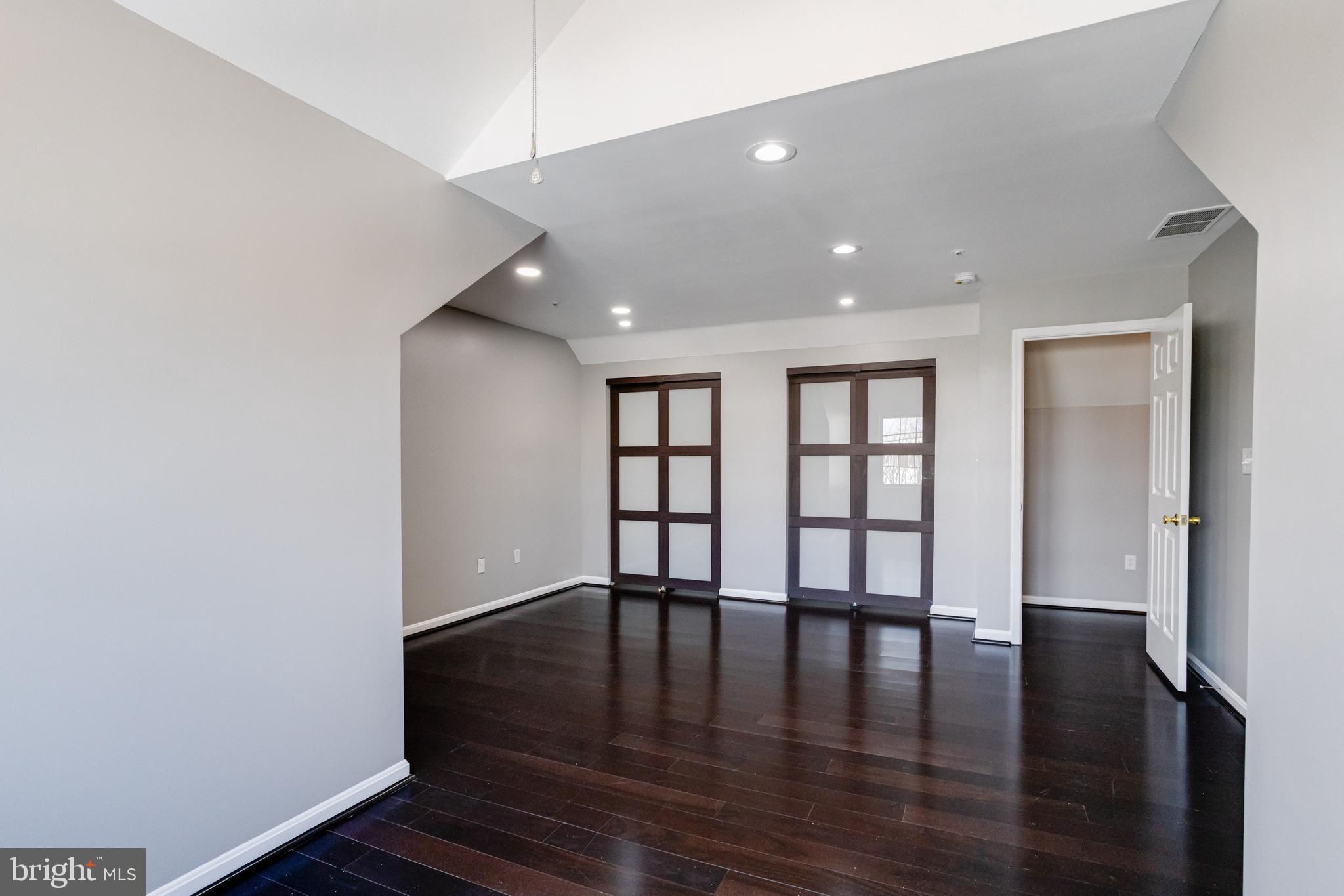 OWINGS MILLS NEW TOWN - Residential