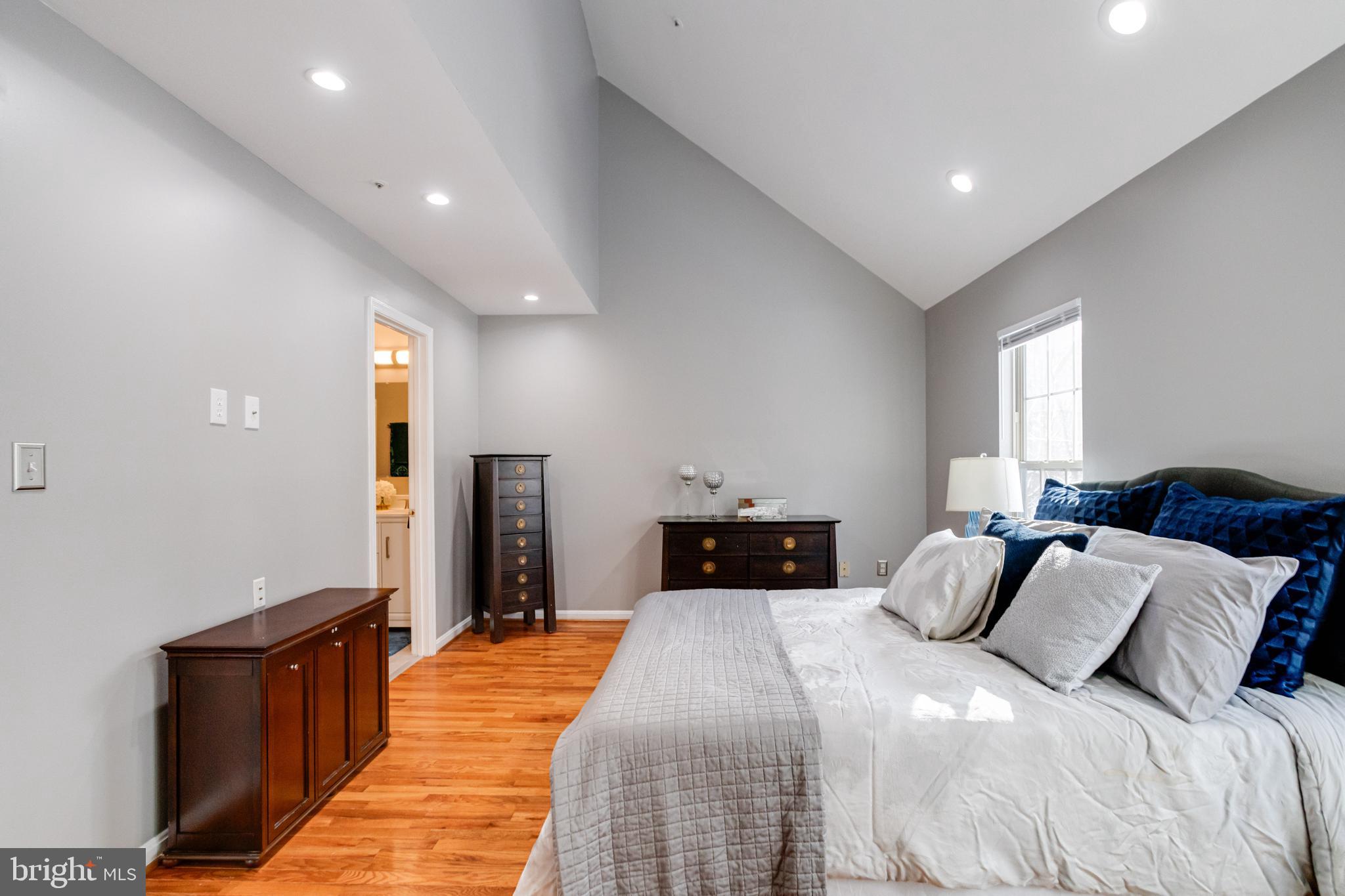 OWINGS MILLS NEW TOWN - Residential