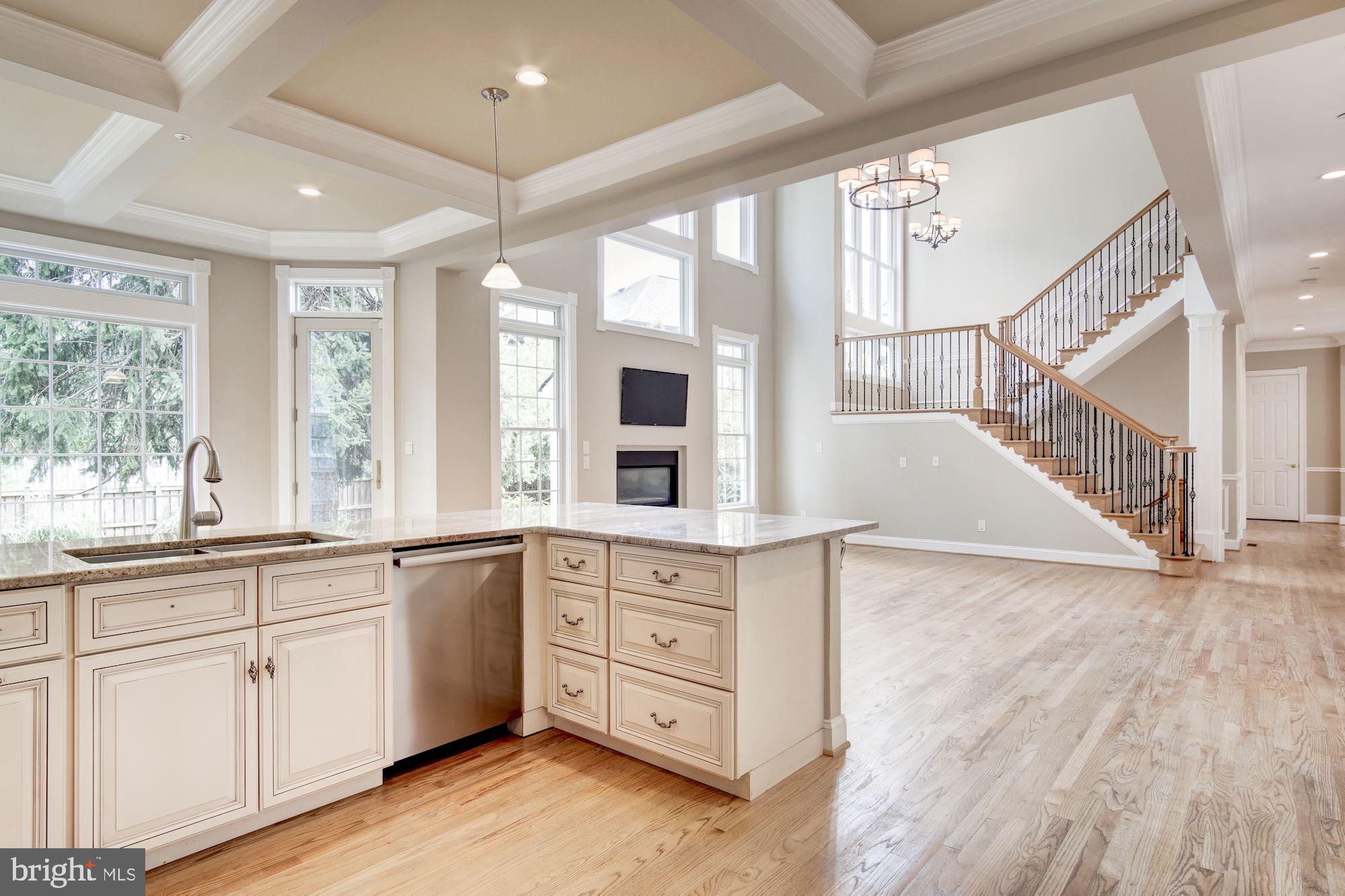 ALTA VISTA GARDENS - Residential