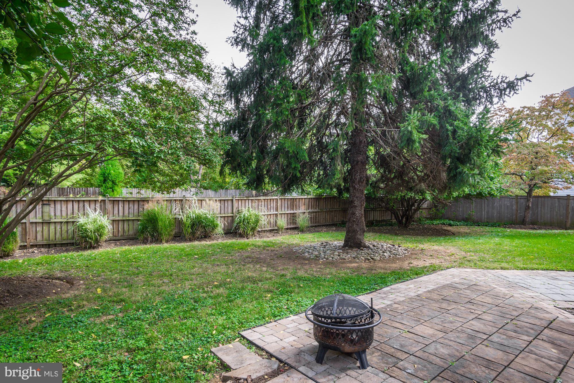 ALTA VISTA GARDENS - Residential