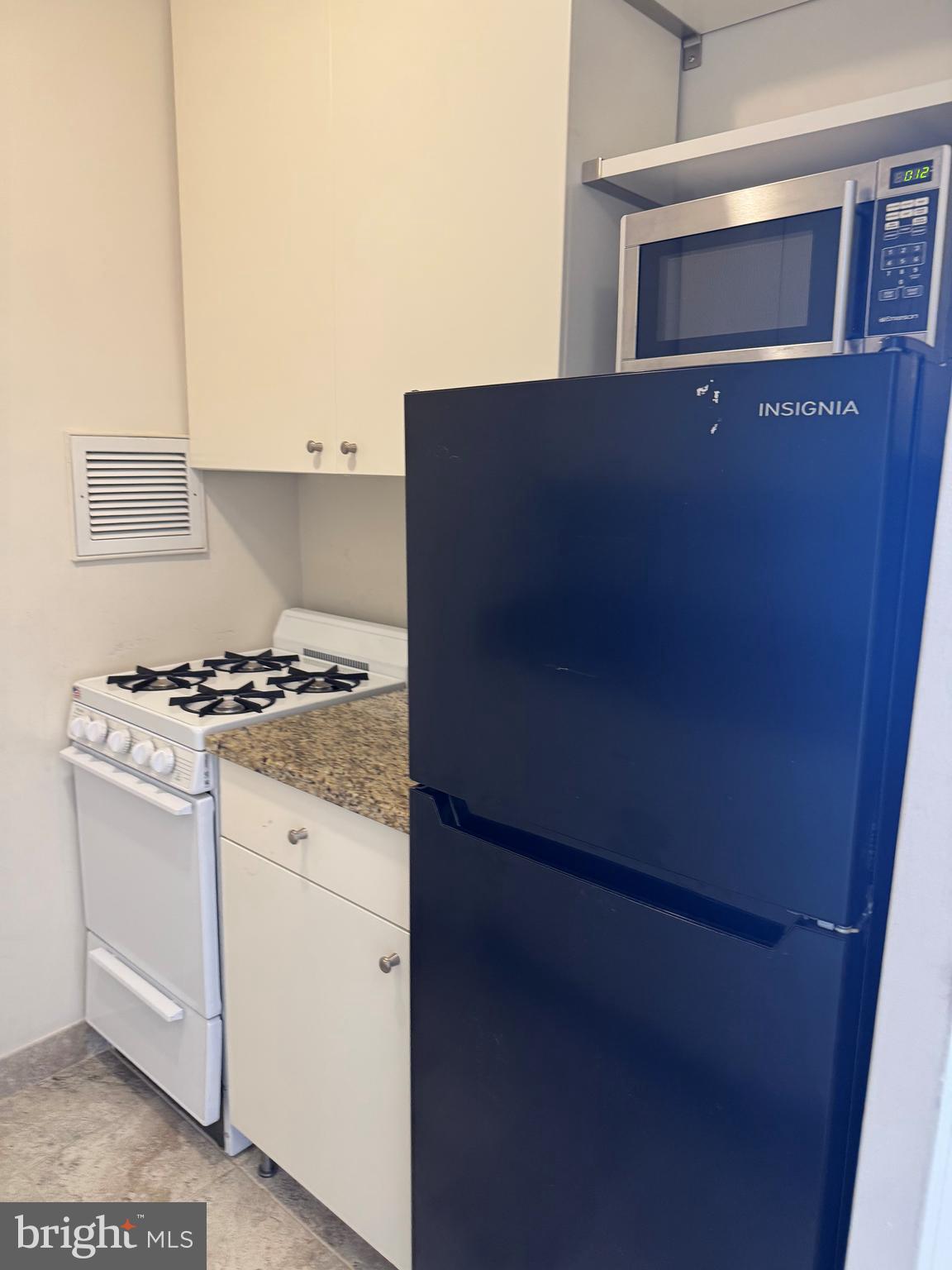 SOCIETY HILL - Residential Lease