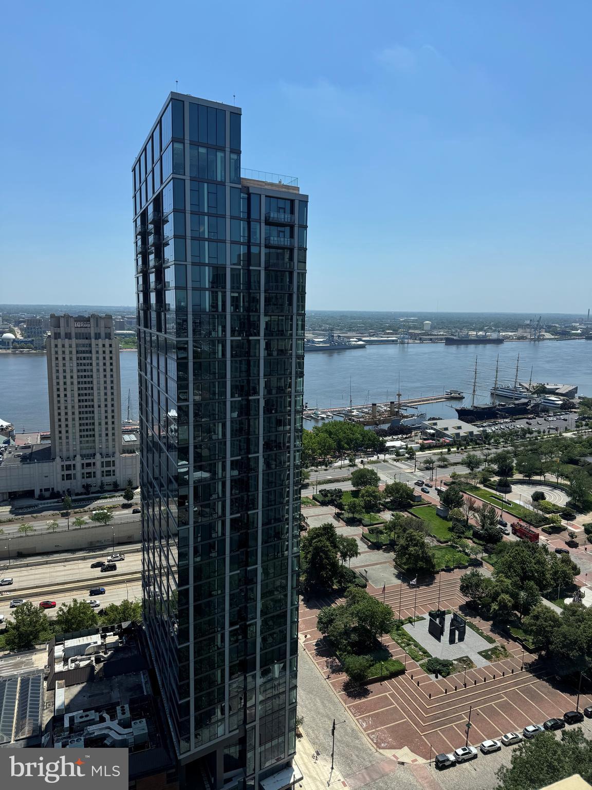 SOCIETY HILL - Residential Lease