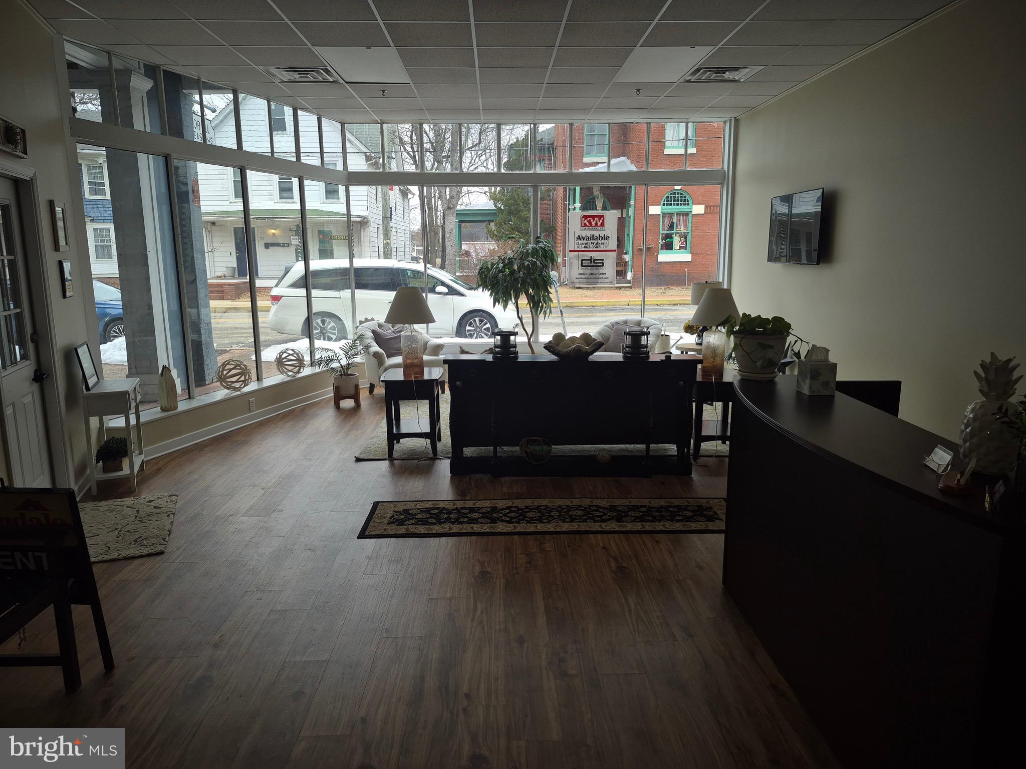 322 MARKET STREET 102