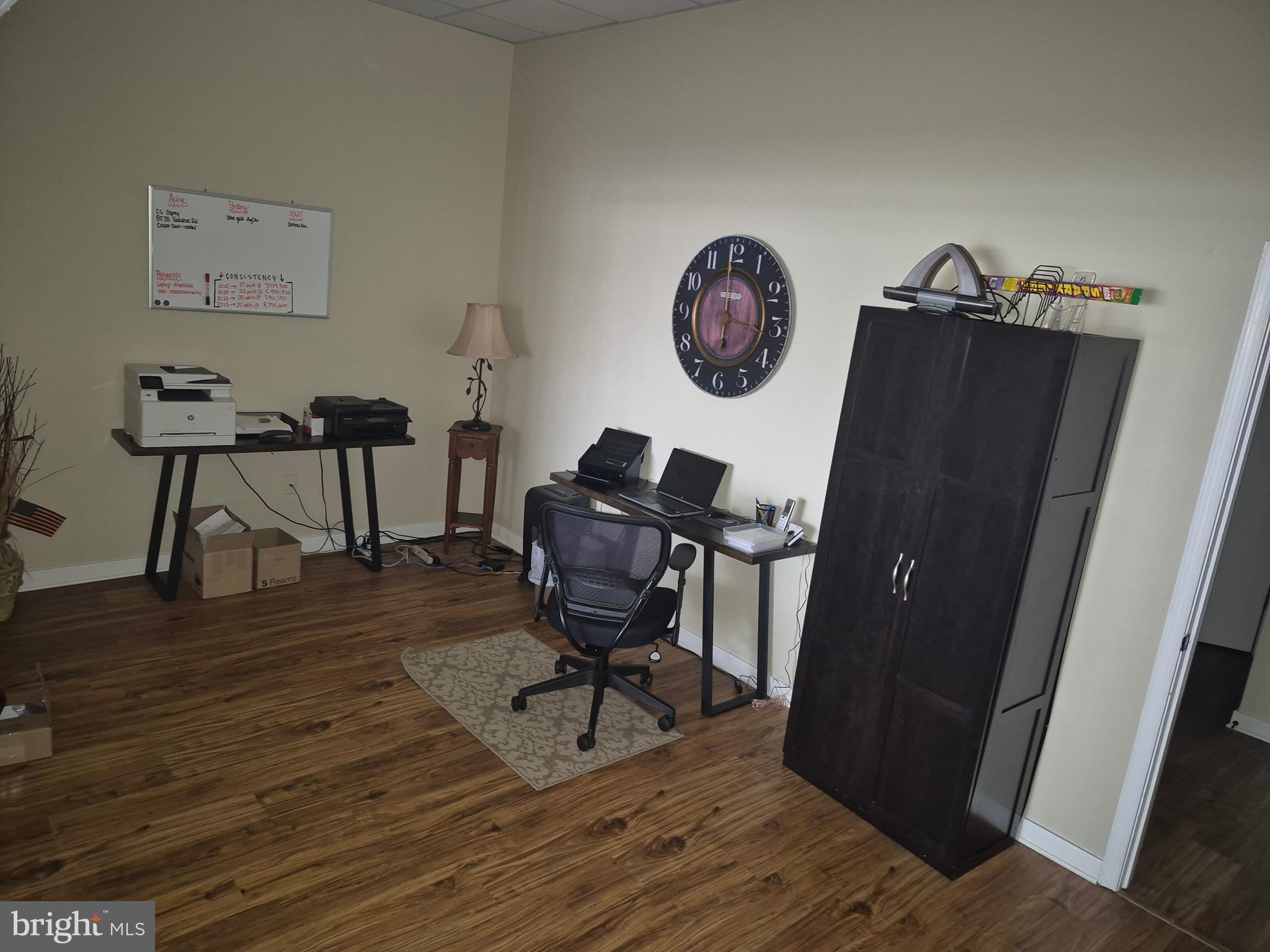 322 MARKET STREET 102