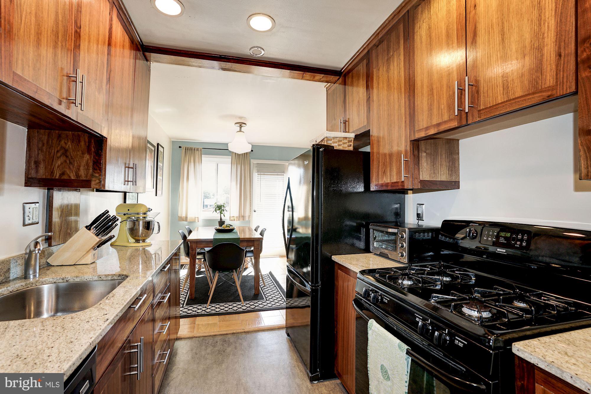 ARLINGTON - Residential