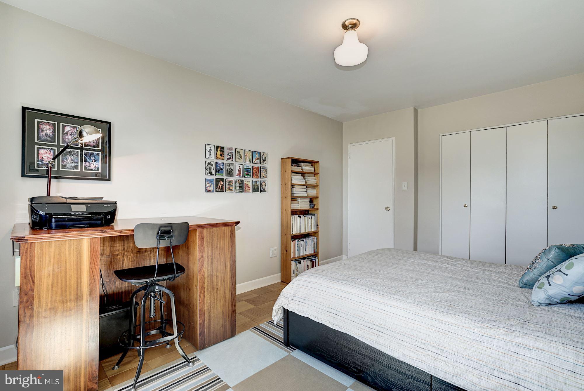 ARLINGTON - Residential