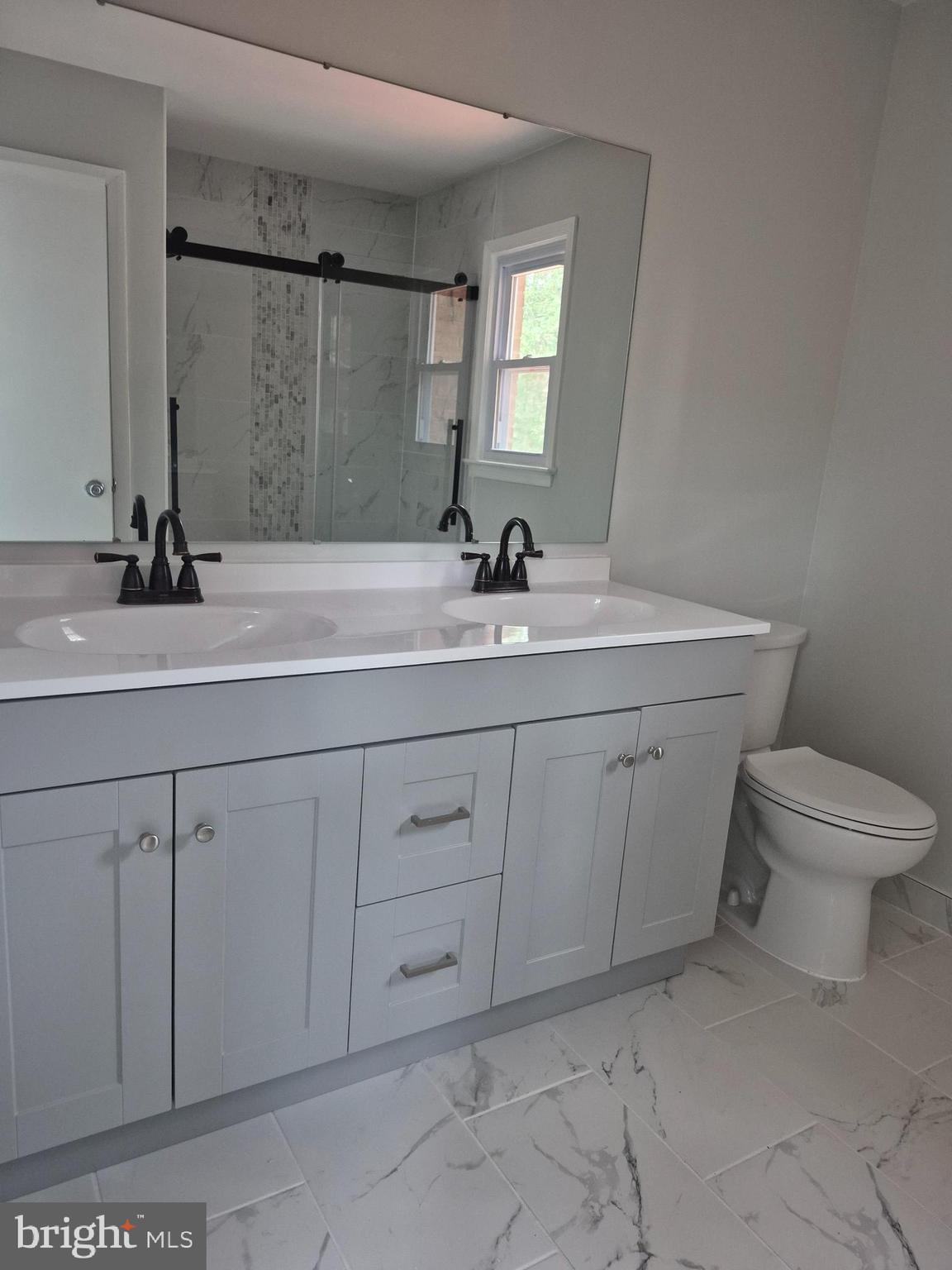 CLEVELAND PARK - Residential