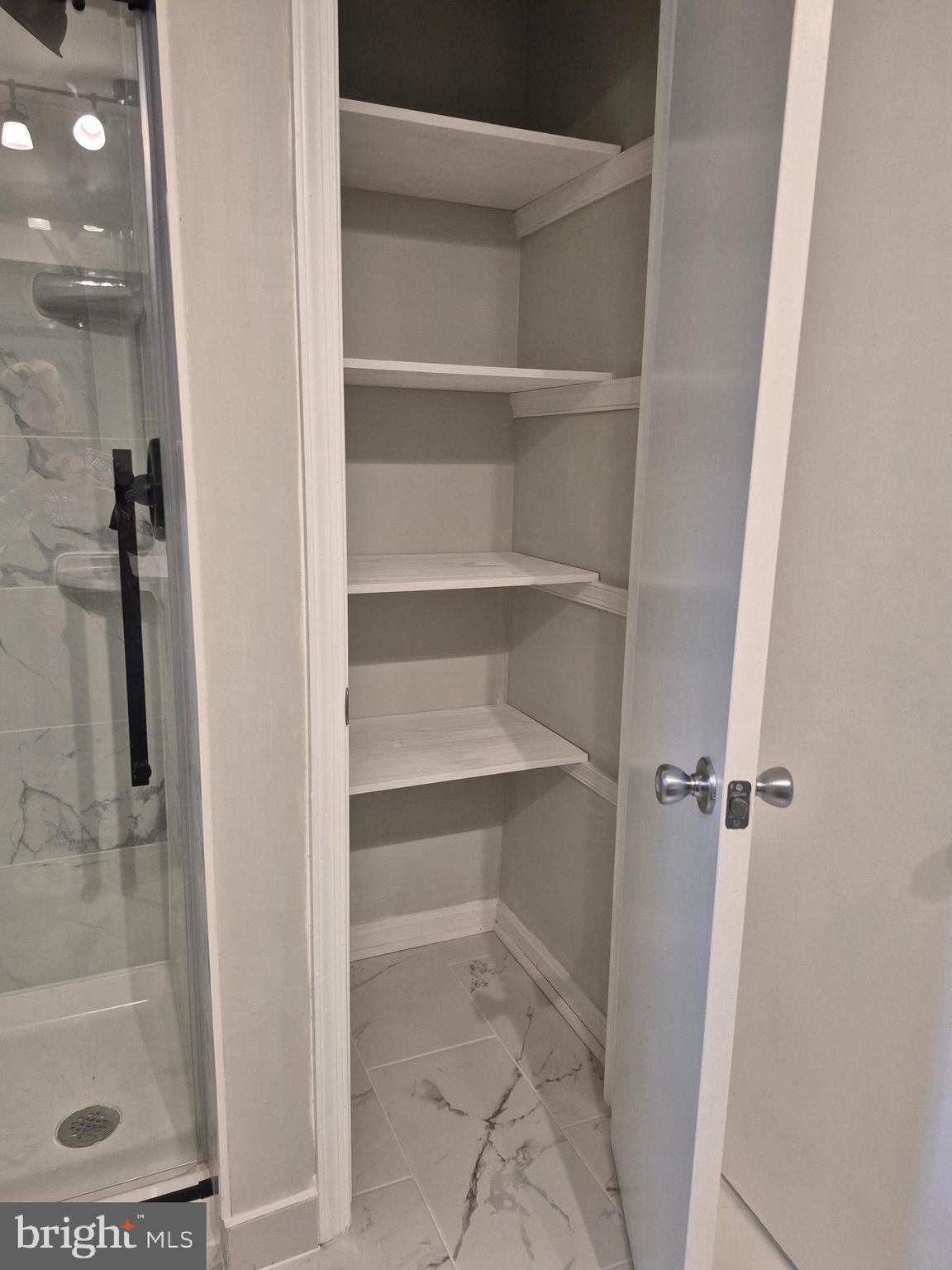 CLEVELAND PARK - Residential