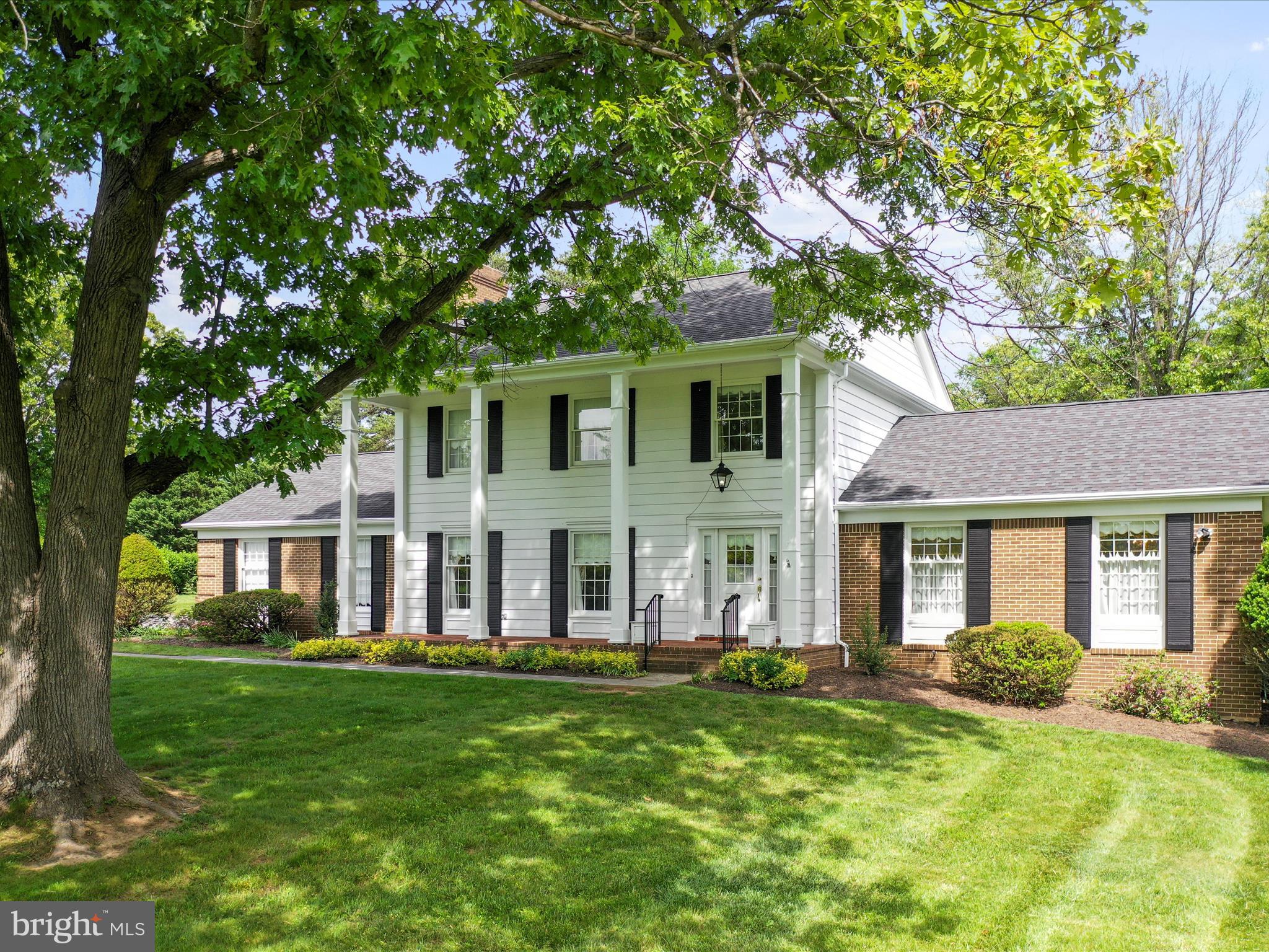 137 S RIVER ROAD