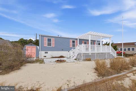 Mobile Home For Sale - 32502 Sea Oak Lane<br/> MILLSBORO, DE 19966