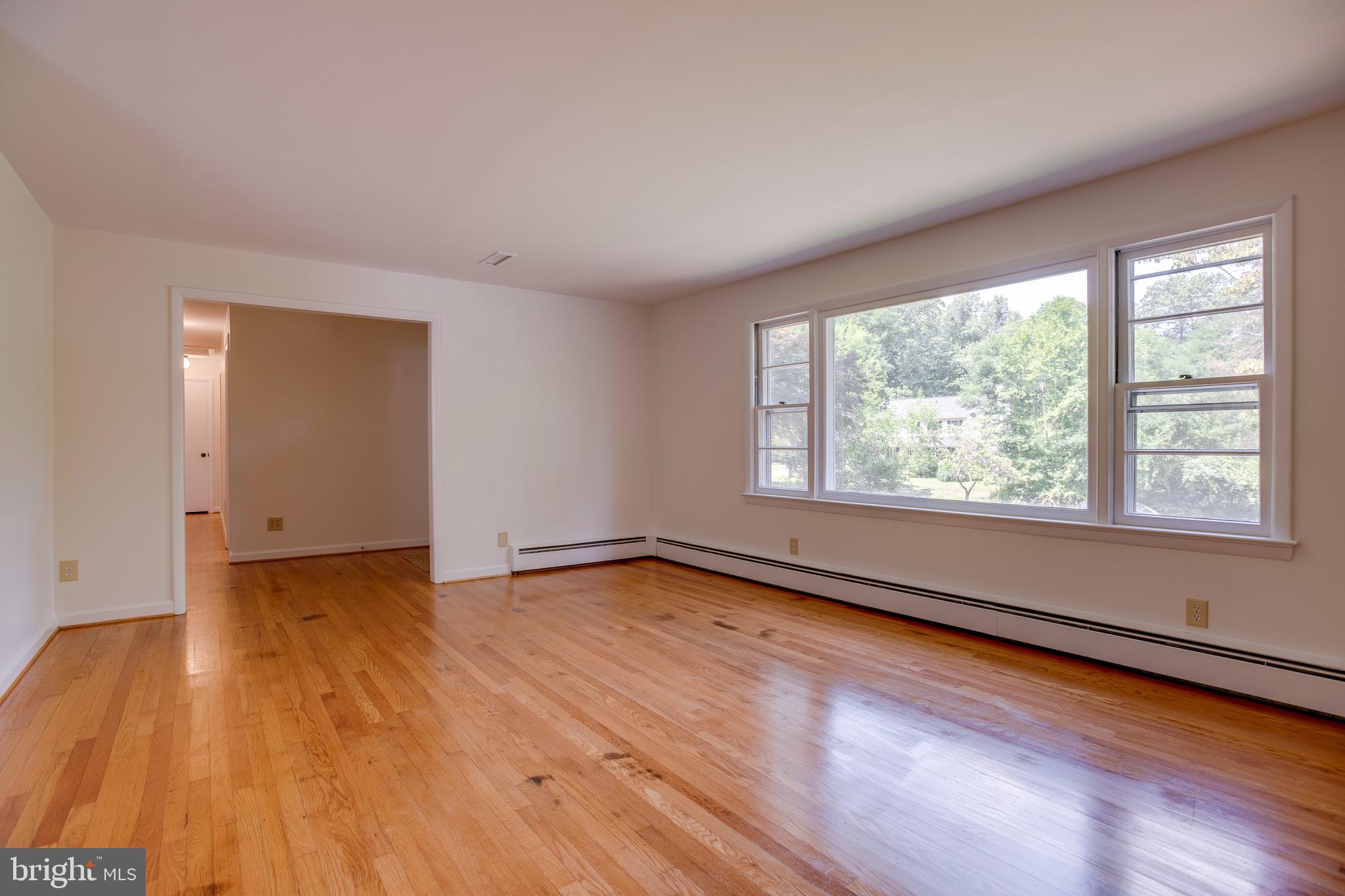 BROKEN HILLS - Residential