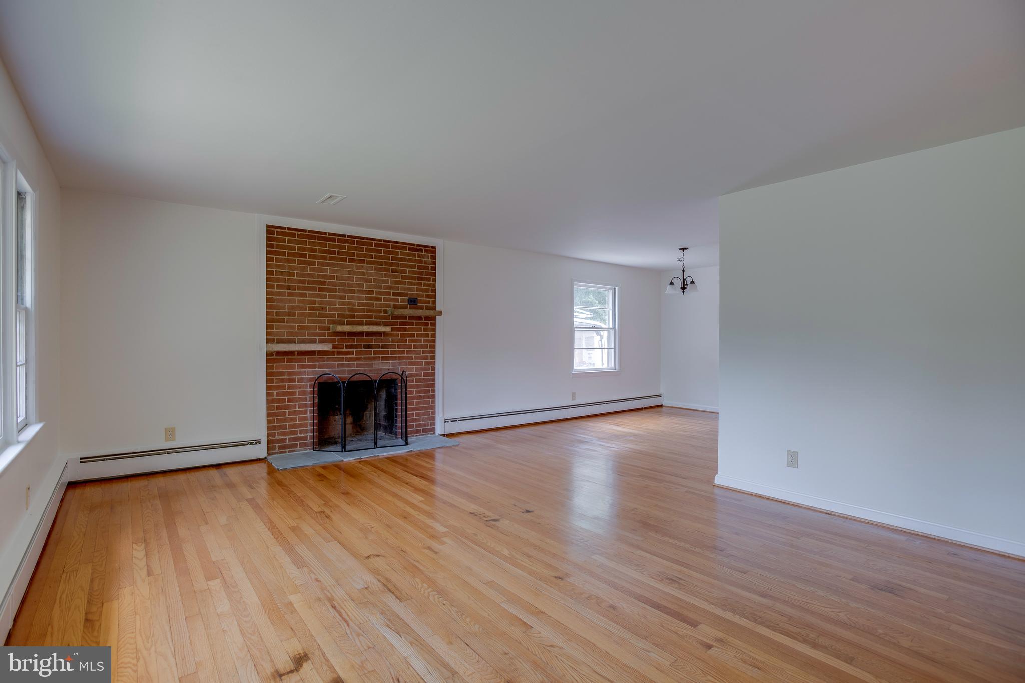 BROKEN HILLS - Residential