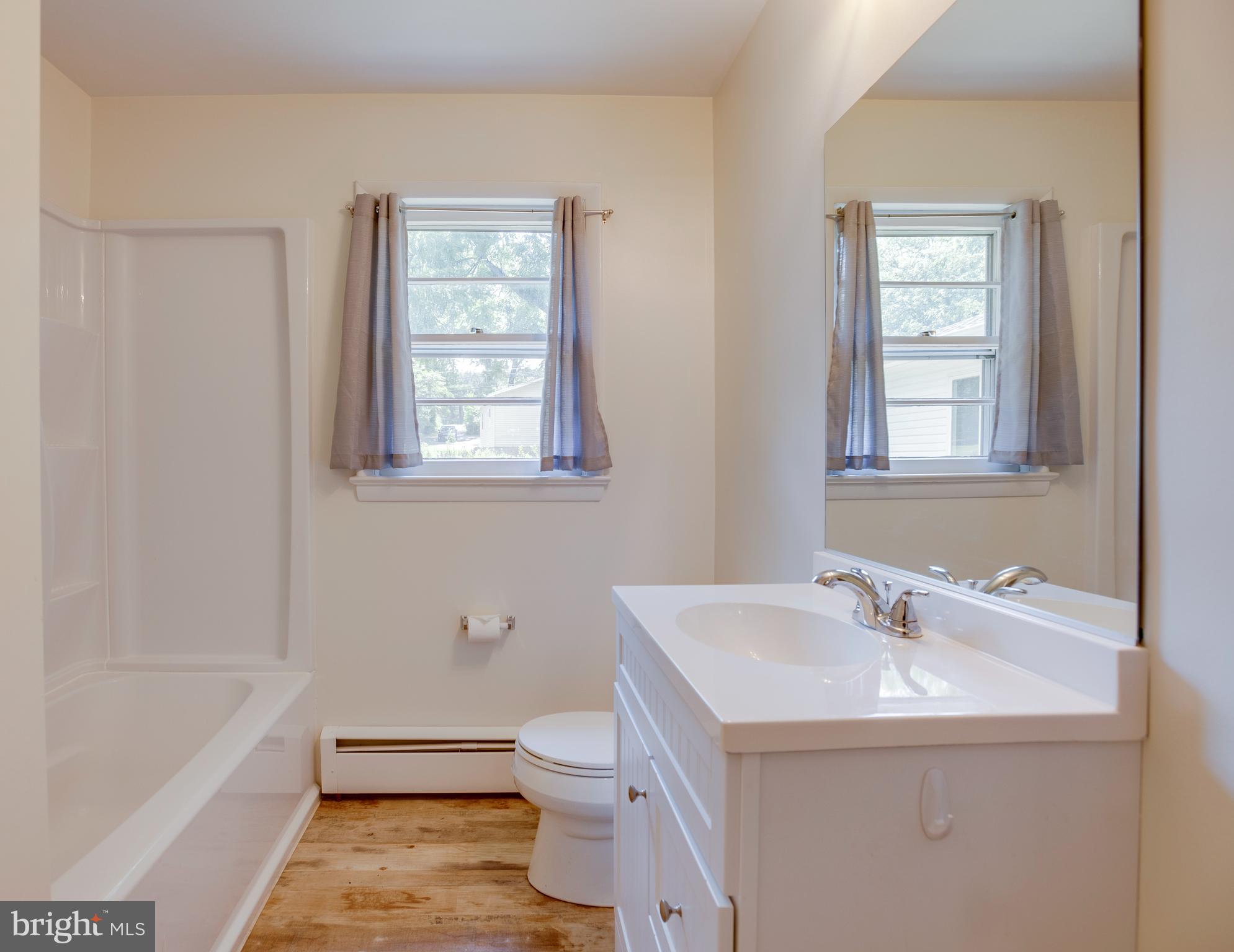 BROKEN HILLS - Residential