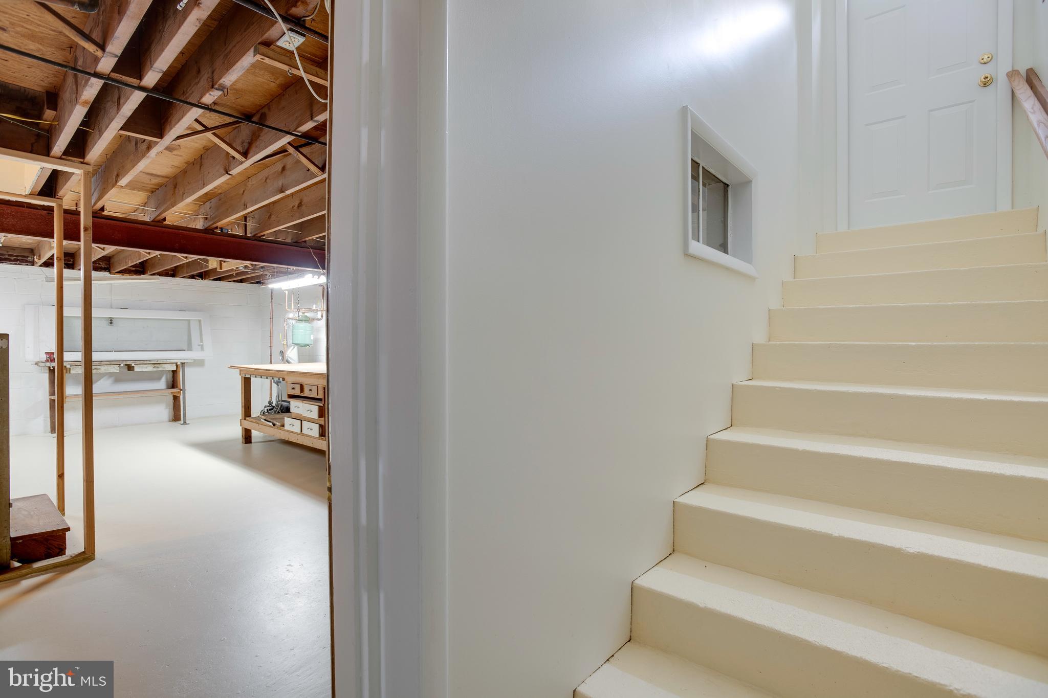 BROKEN HILLS - Residential