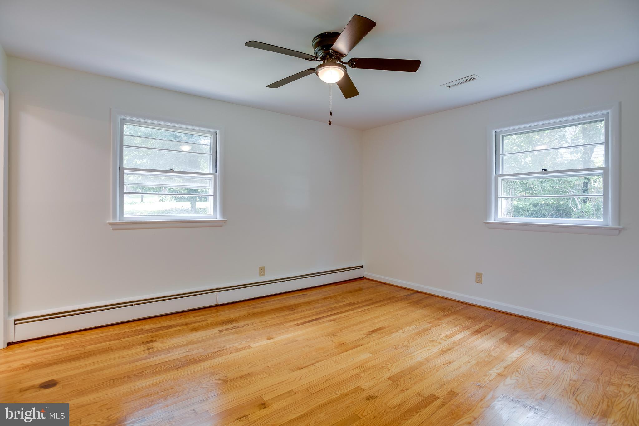 BROKEN HILLS - Residential