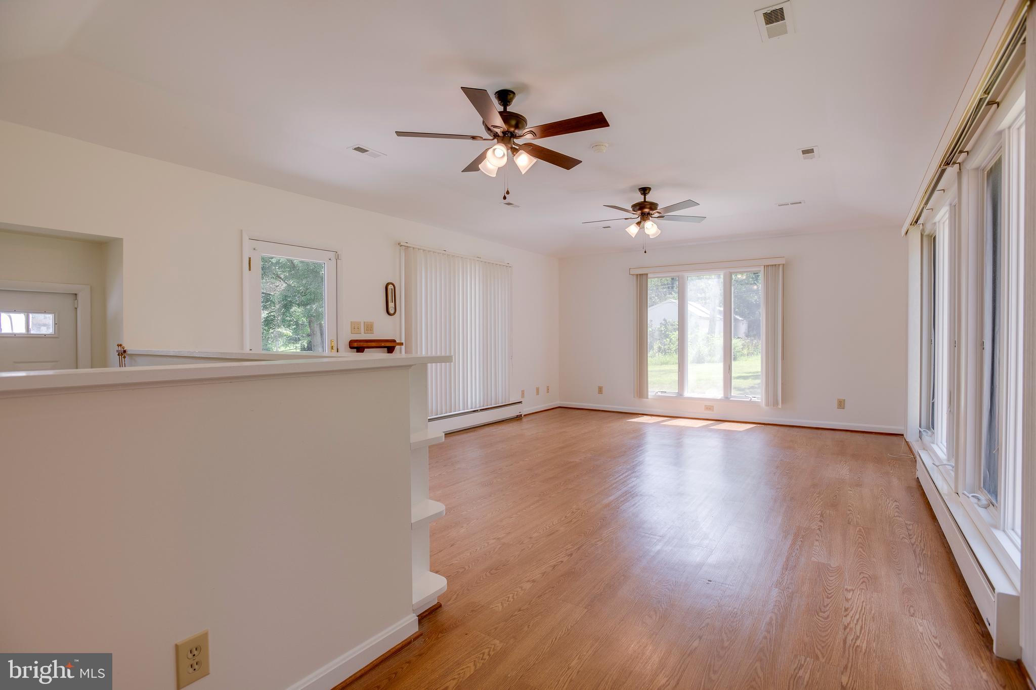 BROKEN HILLS - Residential