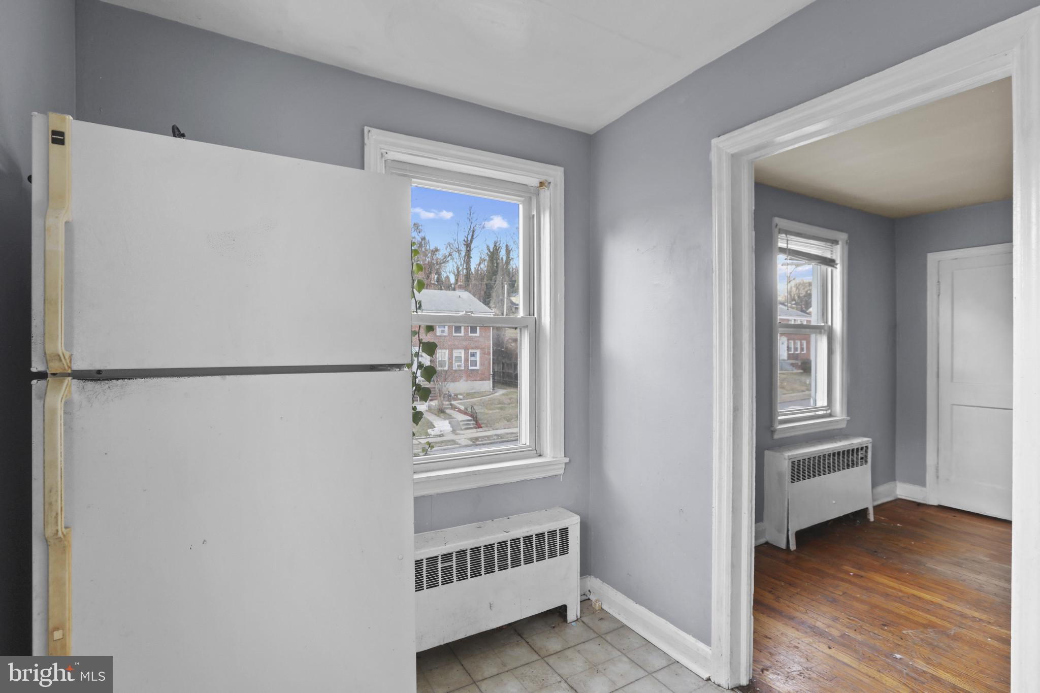 WEST FOREST PARK - Residential