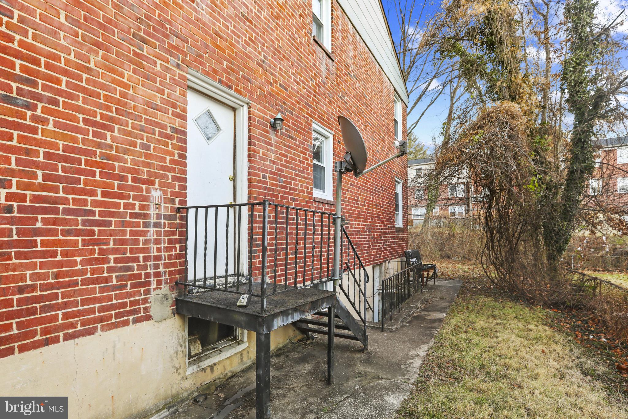 WEST FOREST PARK - Residential