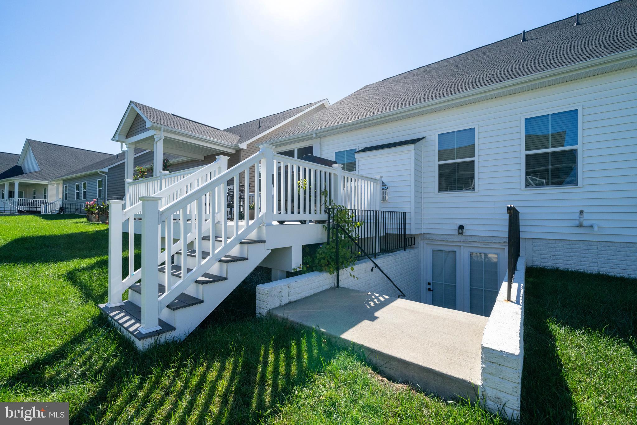 TWO RIVERS - Residential