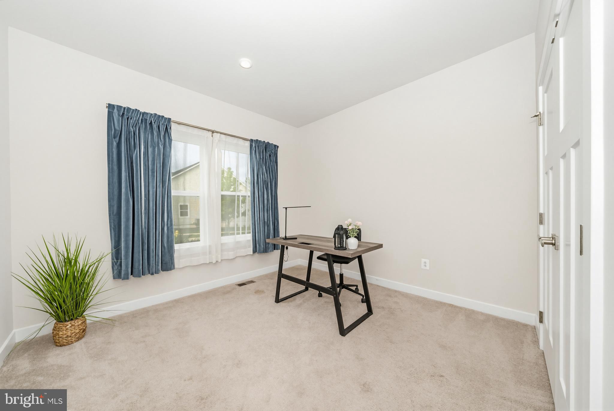 TWO RIVERS - Residential