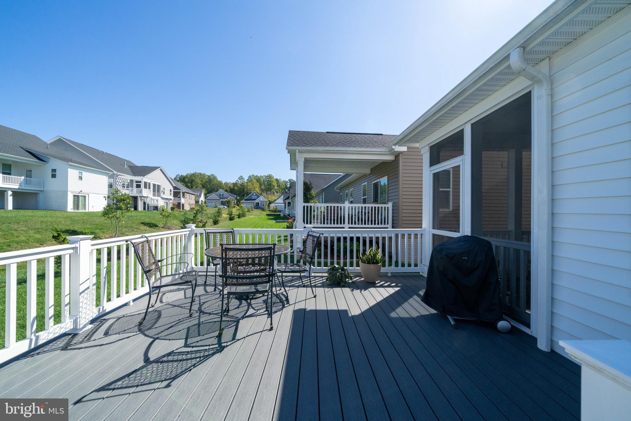 TWO RIVERS - Residential