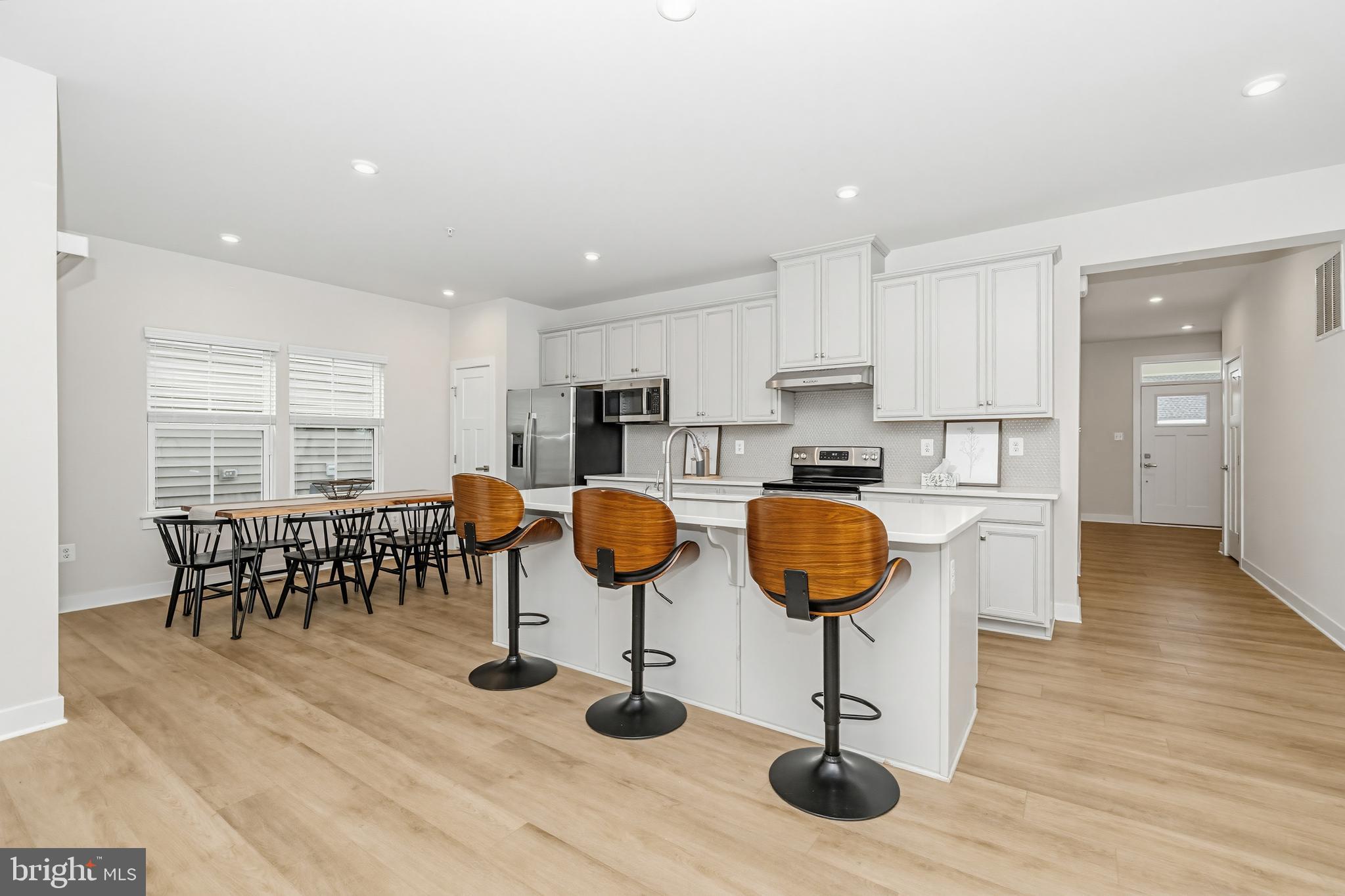 TWO RIVERS - Residential