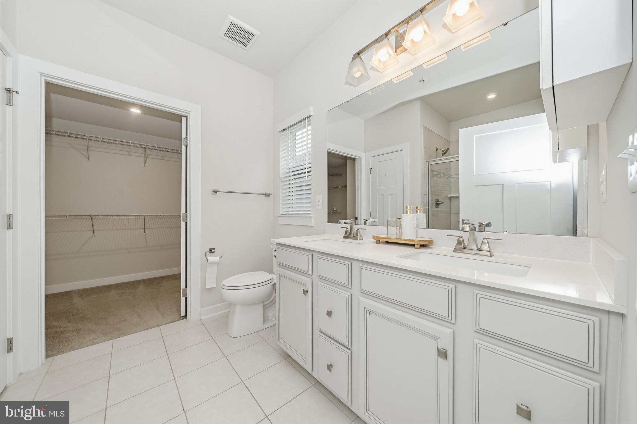 TWO RIVERS - Residential