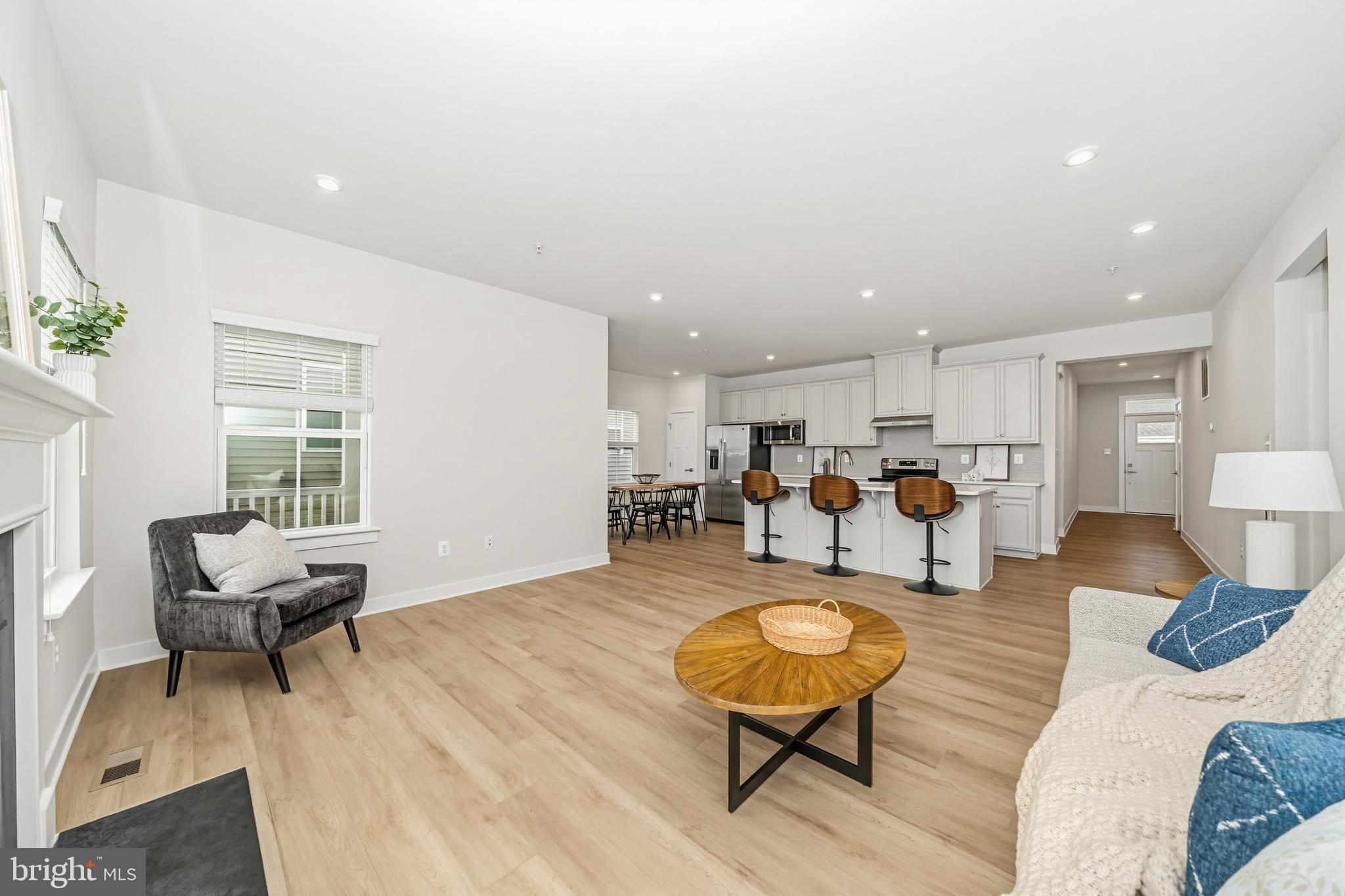 TWO RIVERS - Residential