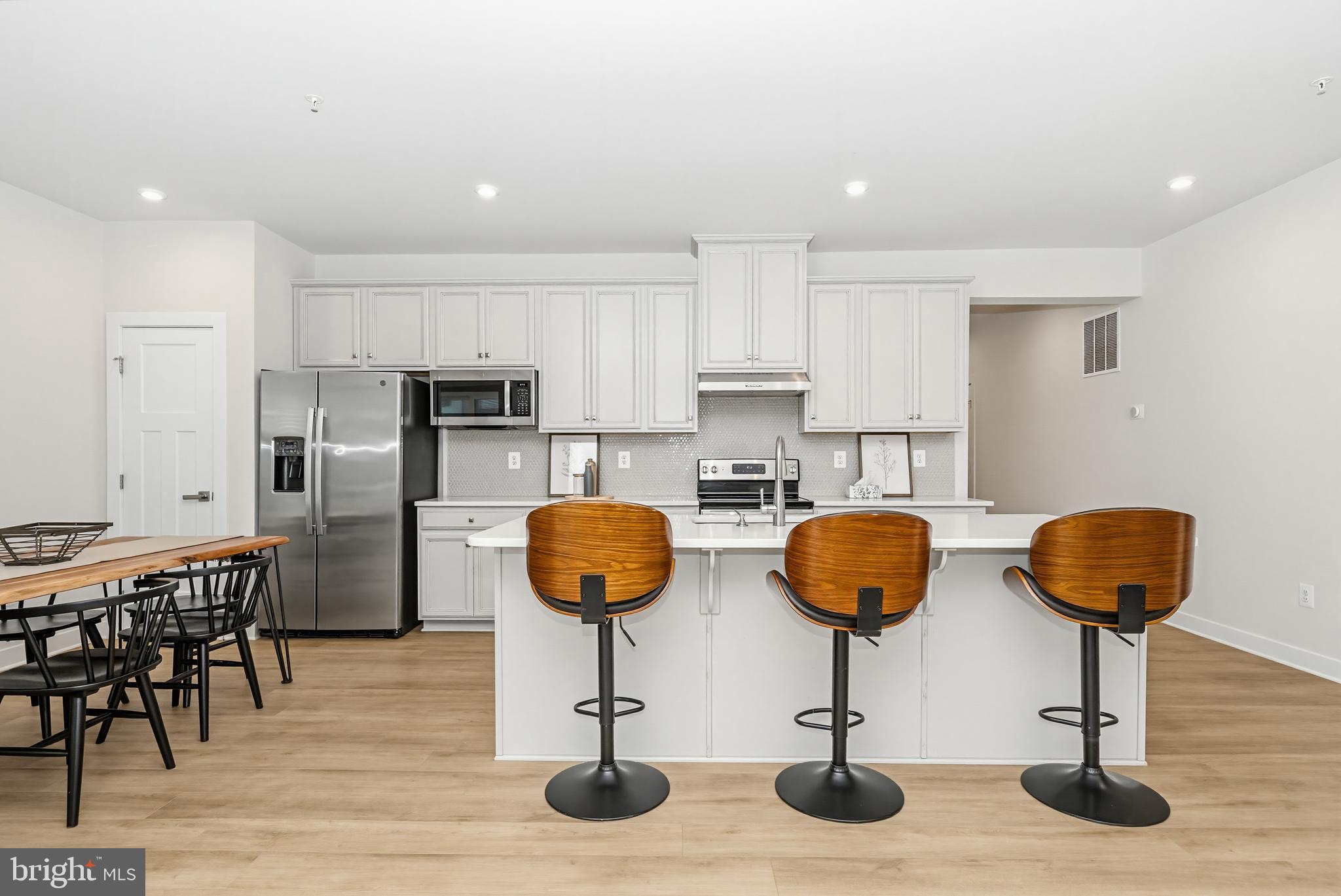 TWO RIVERS - Residential