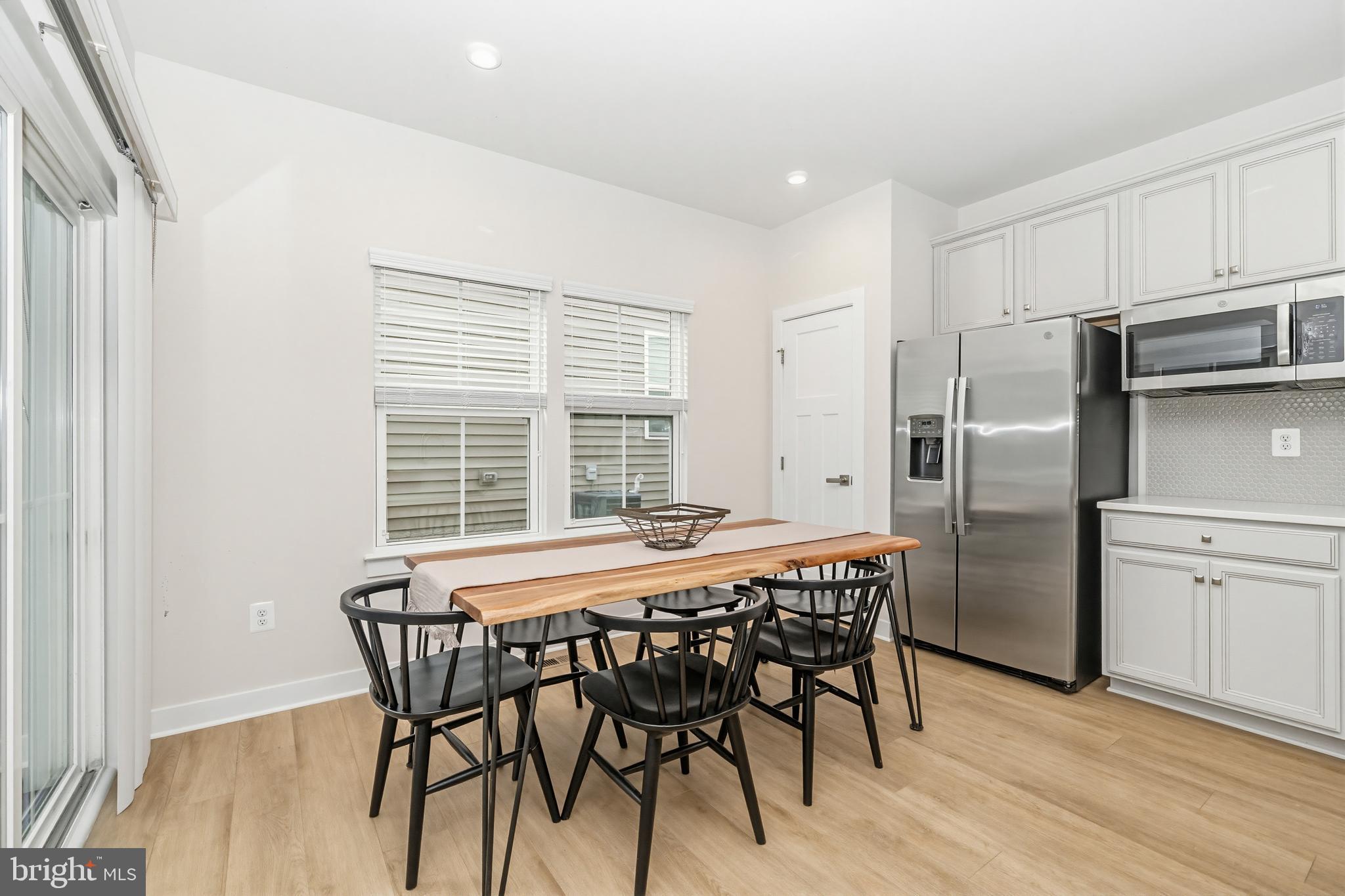 TWO RIVERS - Residential