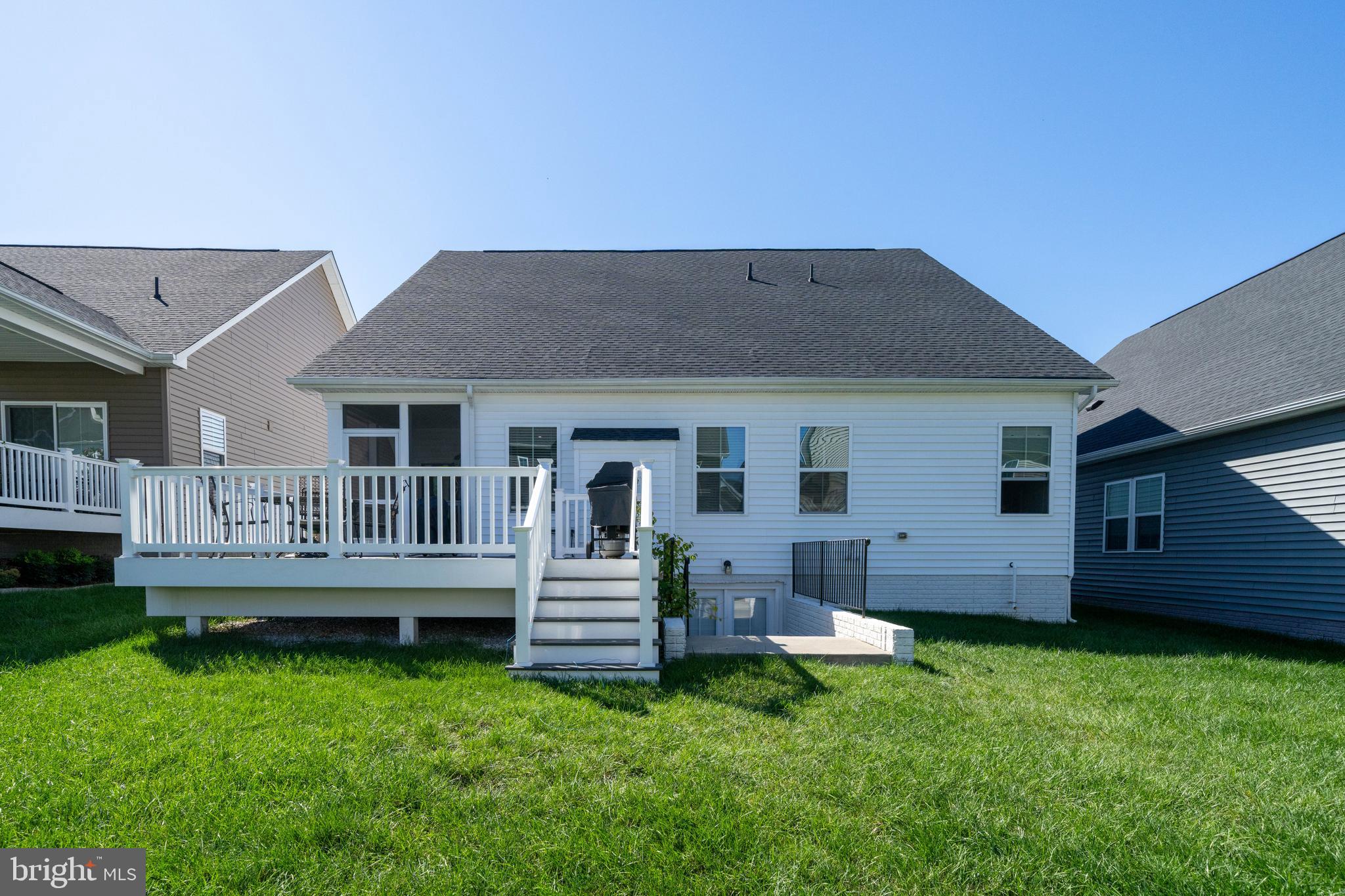 TWO RIVERS - Residential