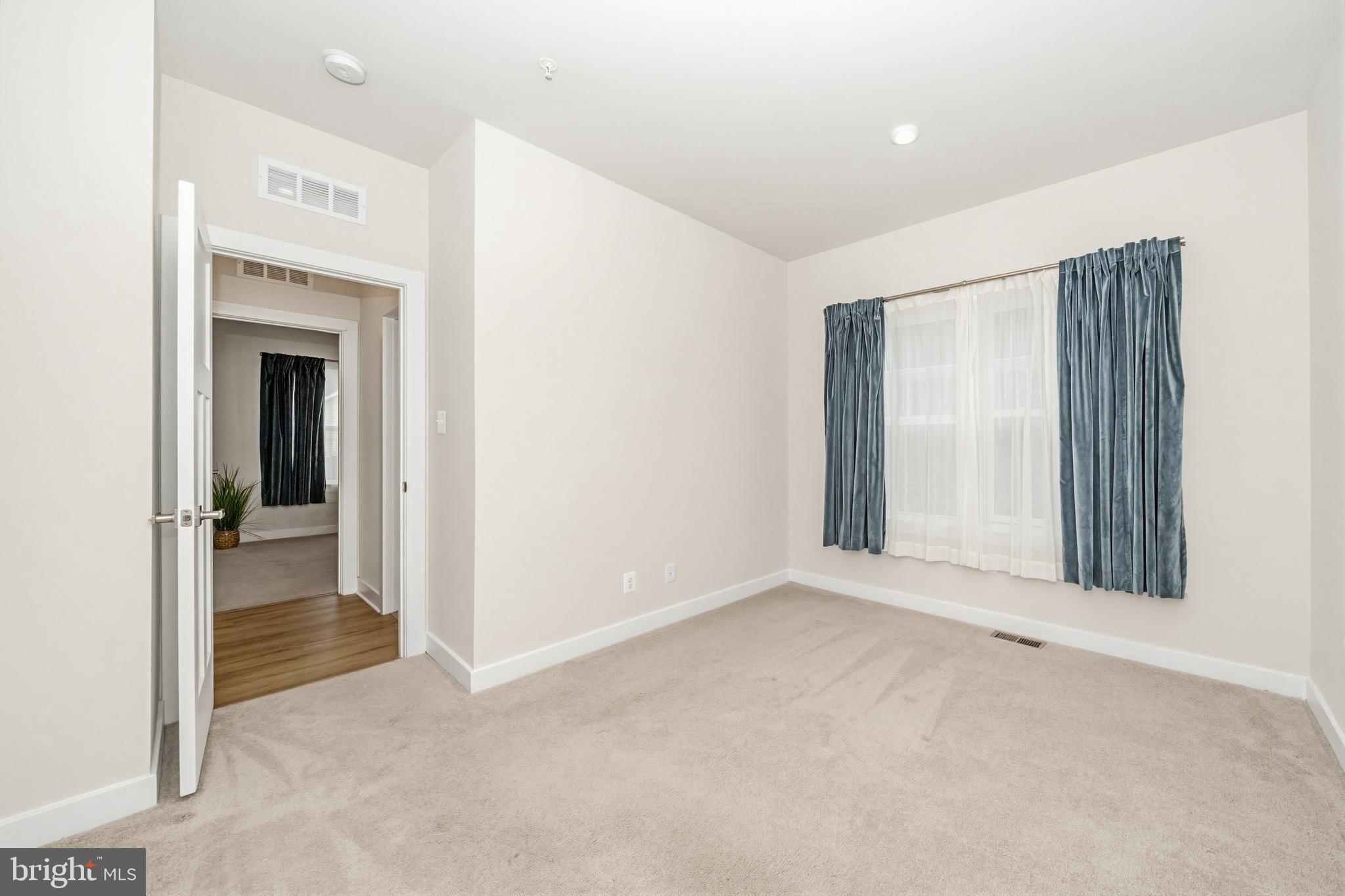 TWO RIVERS - Residential