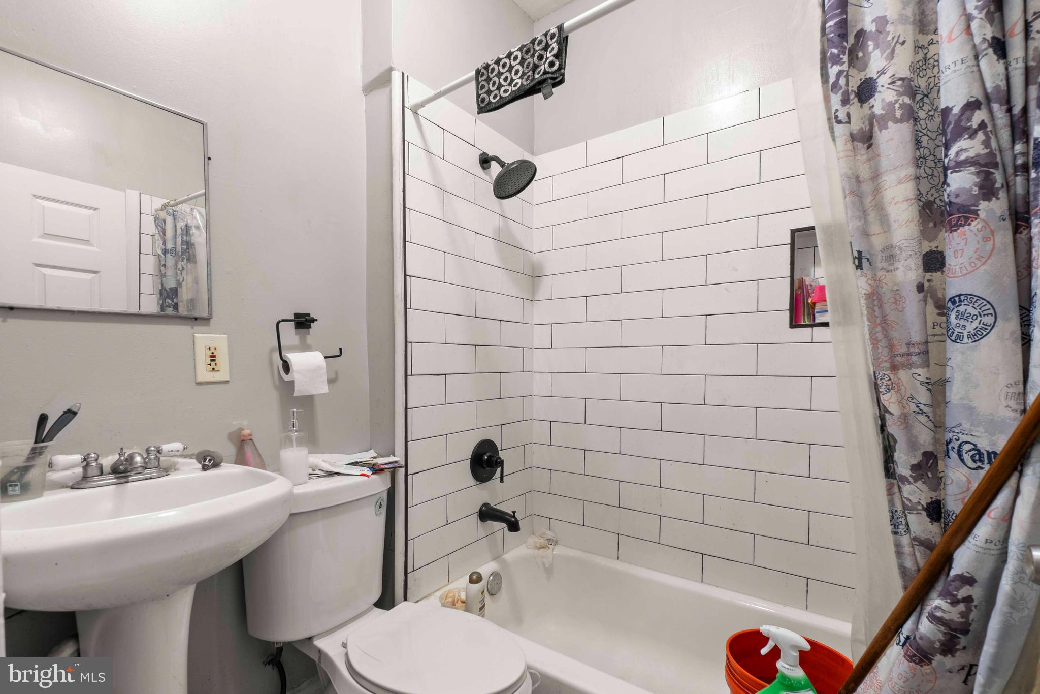 MADISON PARK HISTORIC DISTRICT - Commercial Sale