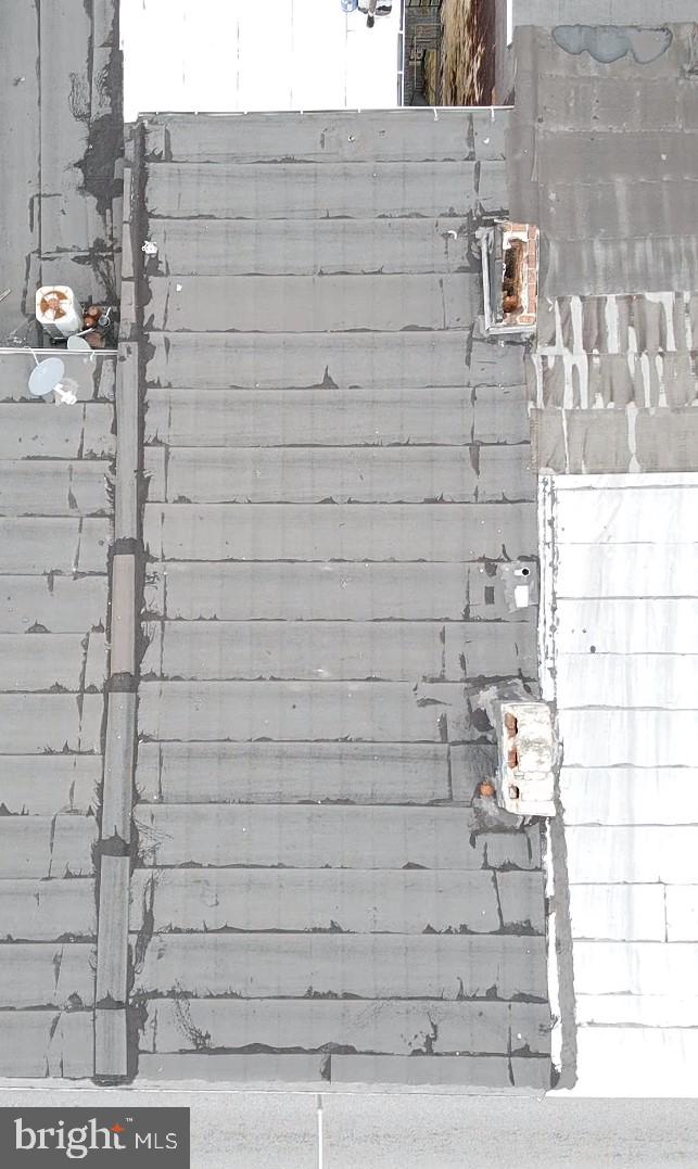 MADISON PARK HISTORIC DISTRICT - Commercial Sale