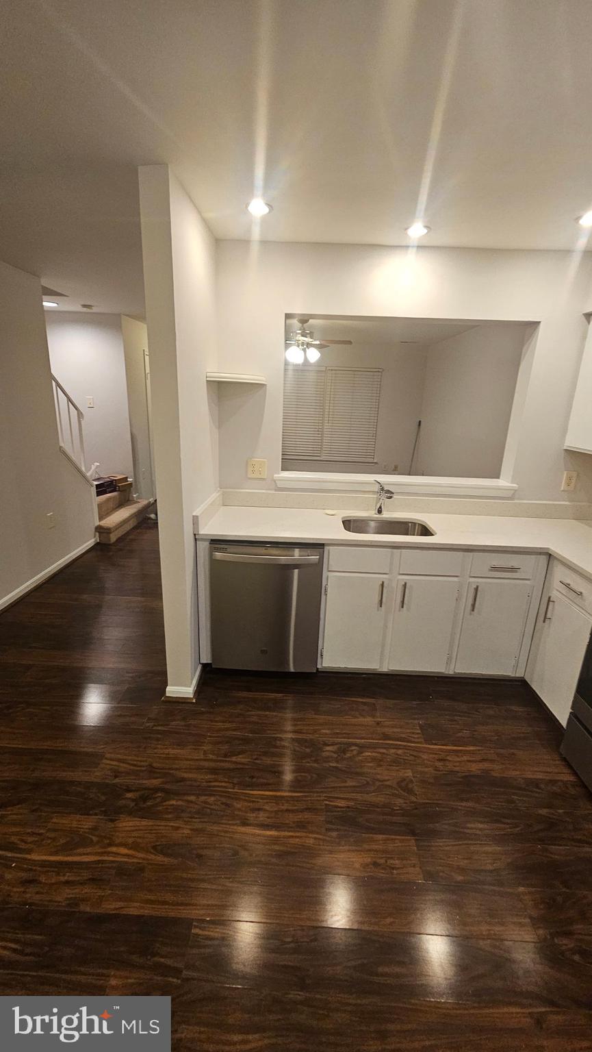 HOMELAND VILLAGE - Residential