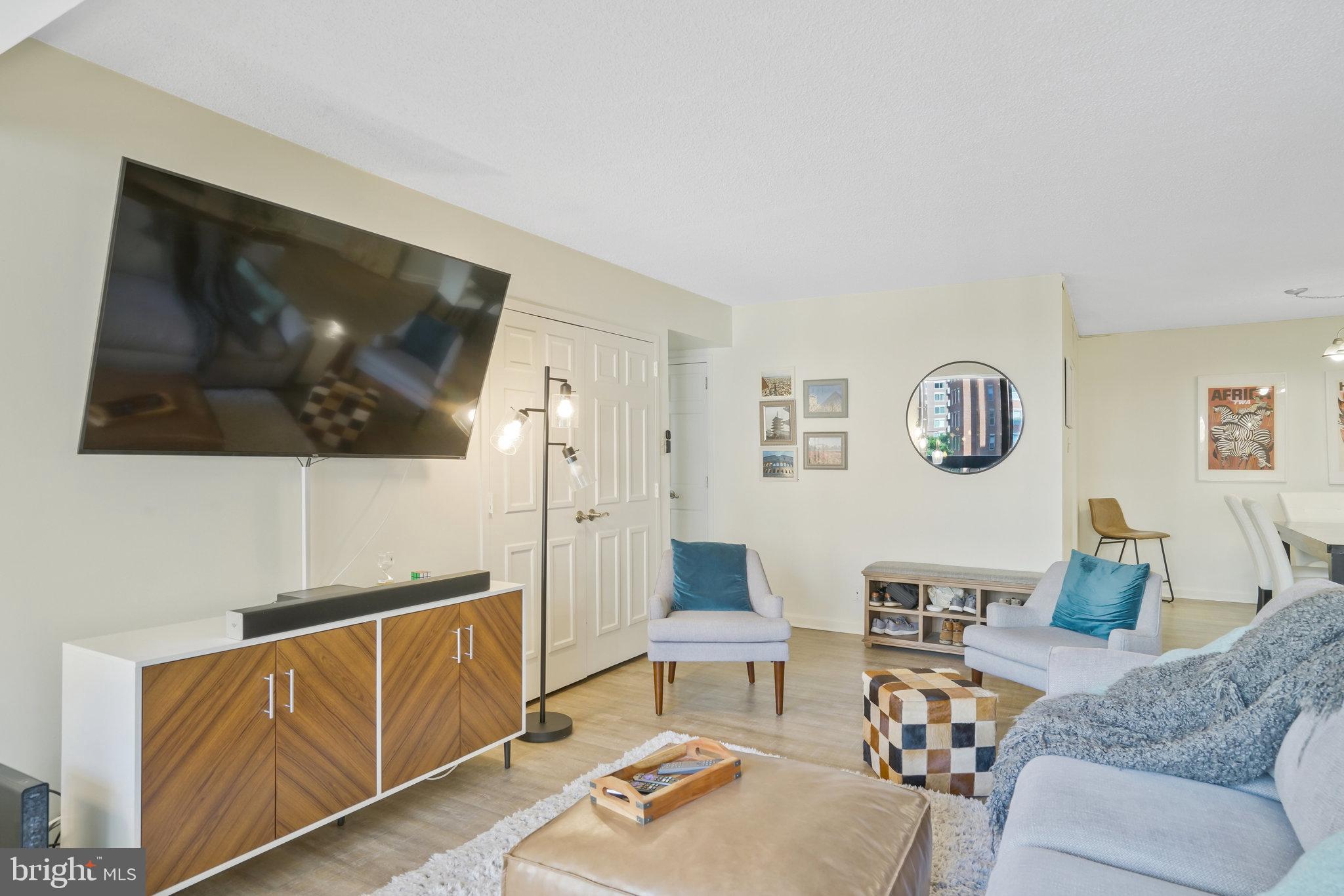 3800 FAIRFAX DRIVE 301