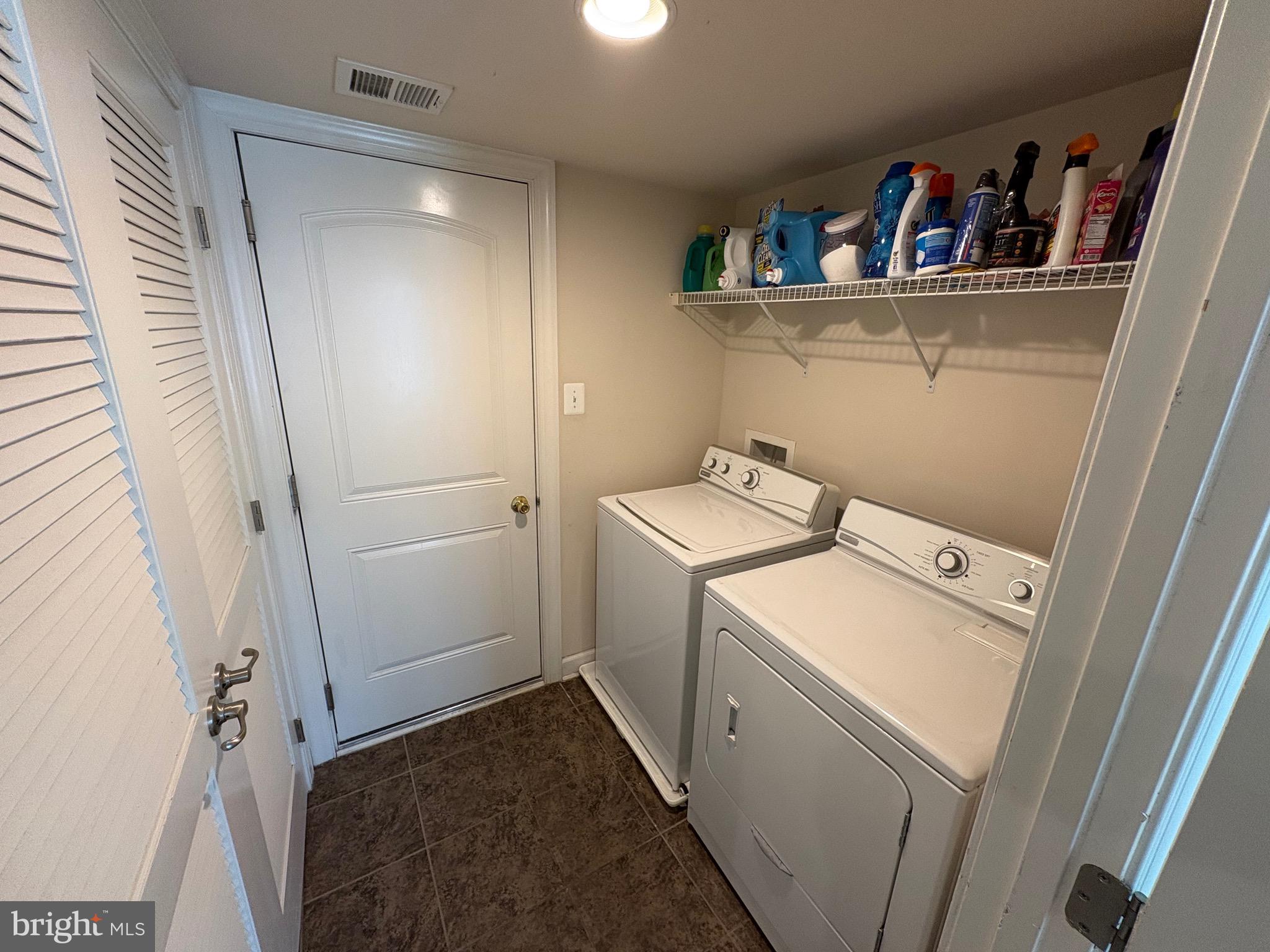 WATKINS MILL TOWN CENTER - Residential Lease