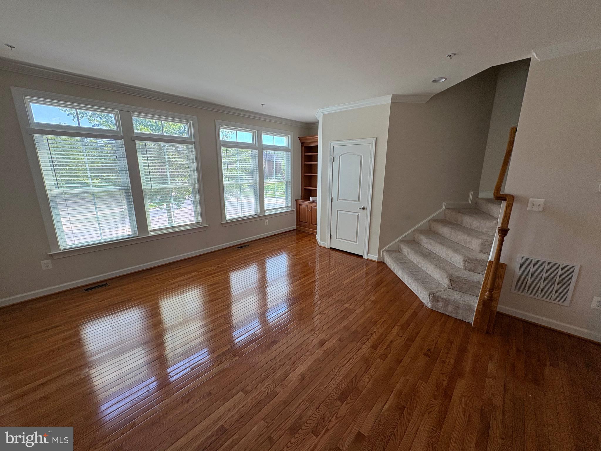 WATKINS MILL TOWN CENTER - Residential Lease