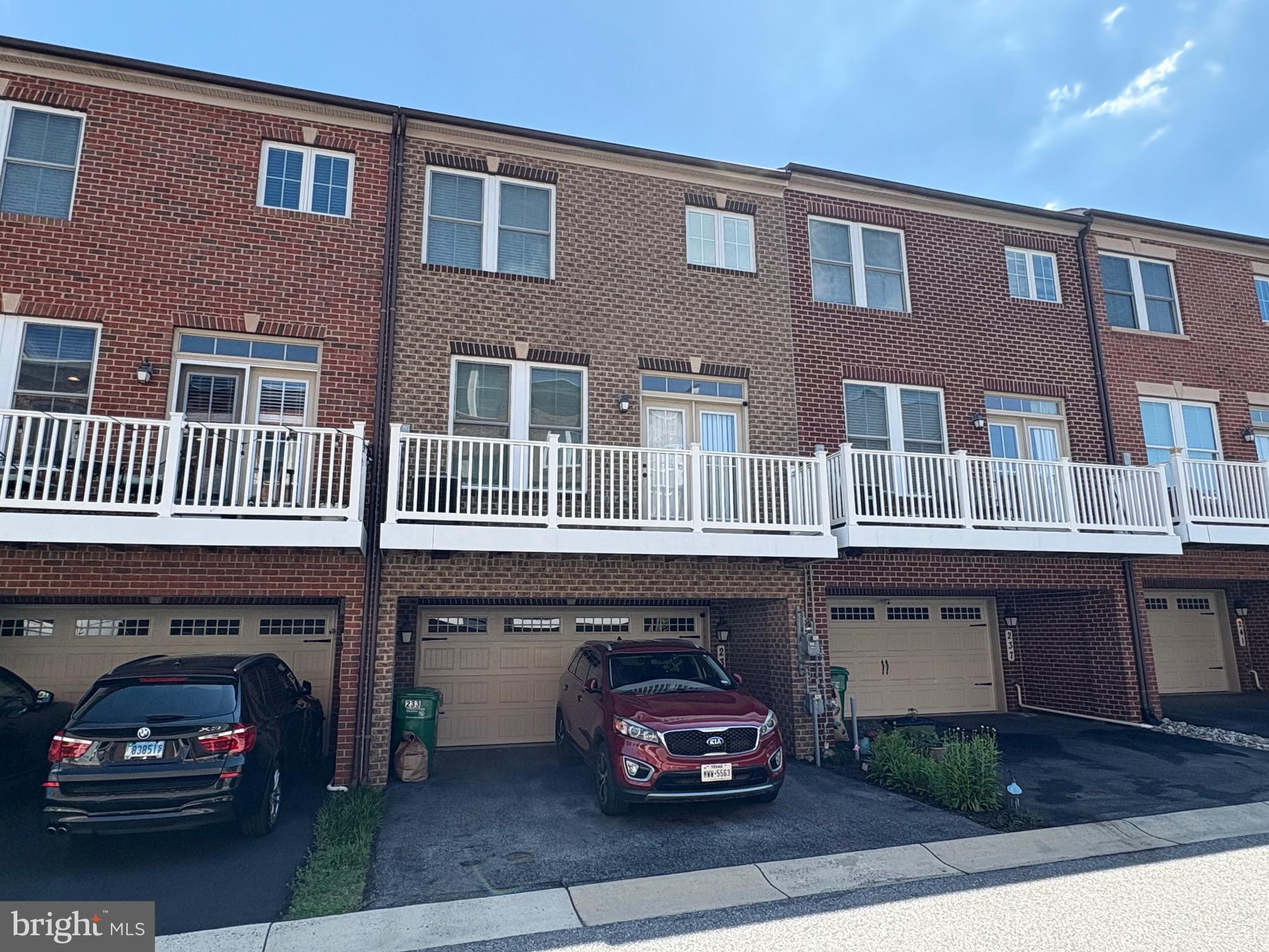 WATKINS MILL TOWN CENTER - Residential Lease