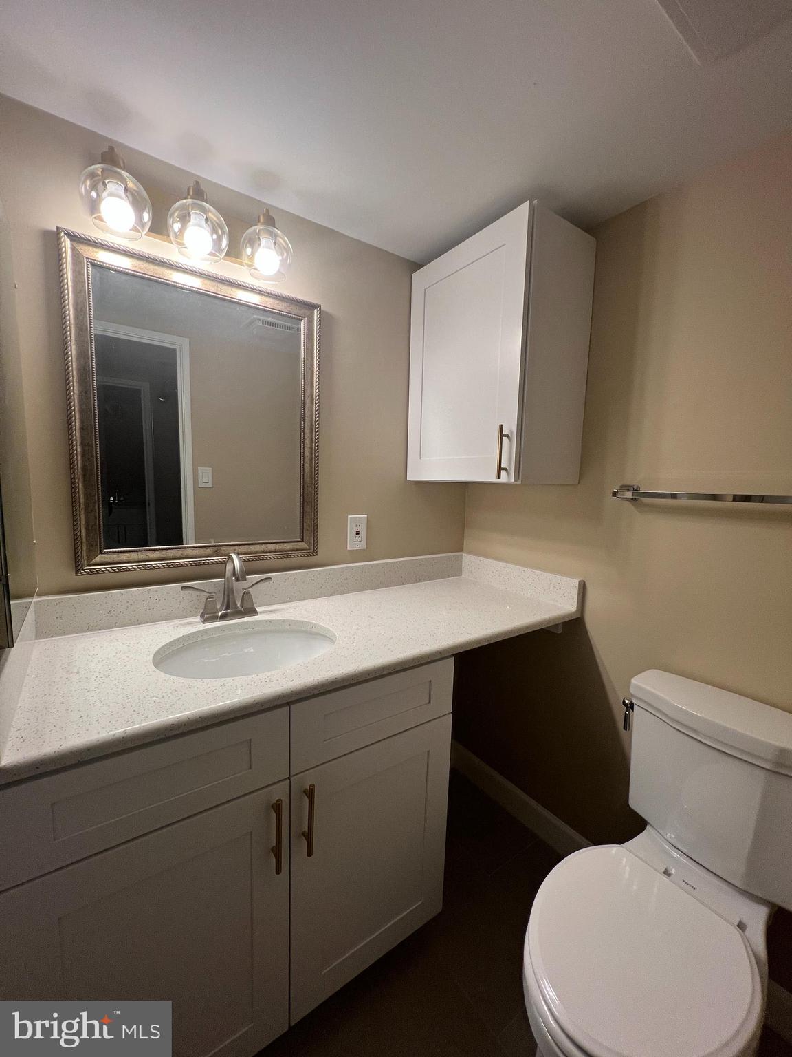 ROSSMOOR MUTUAL 22 CODM - Residential Lease