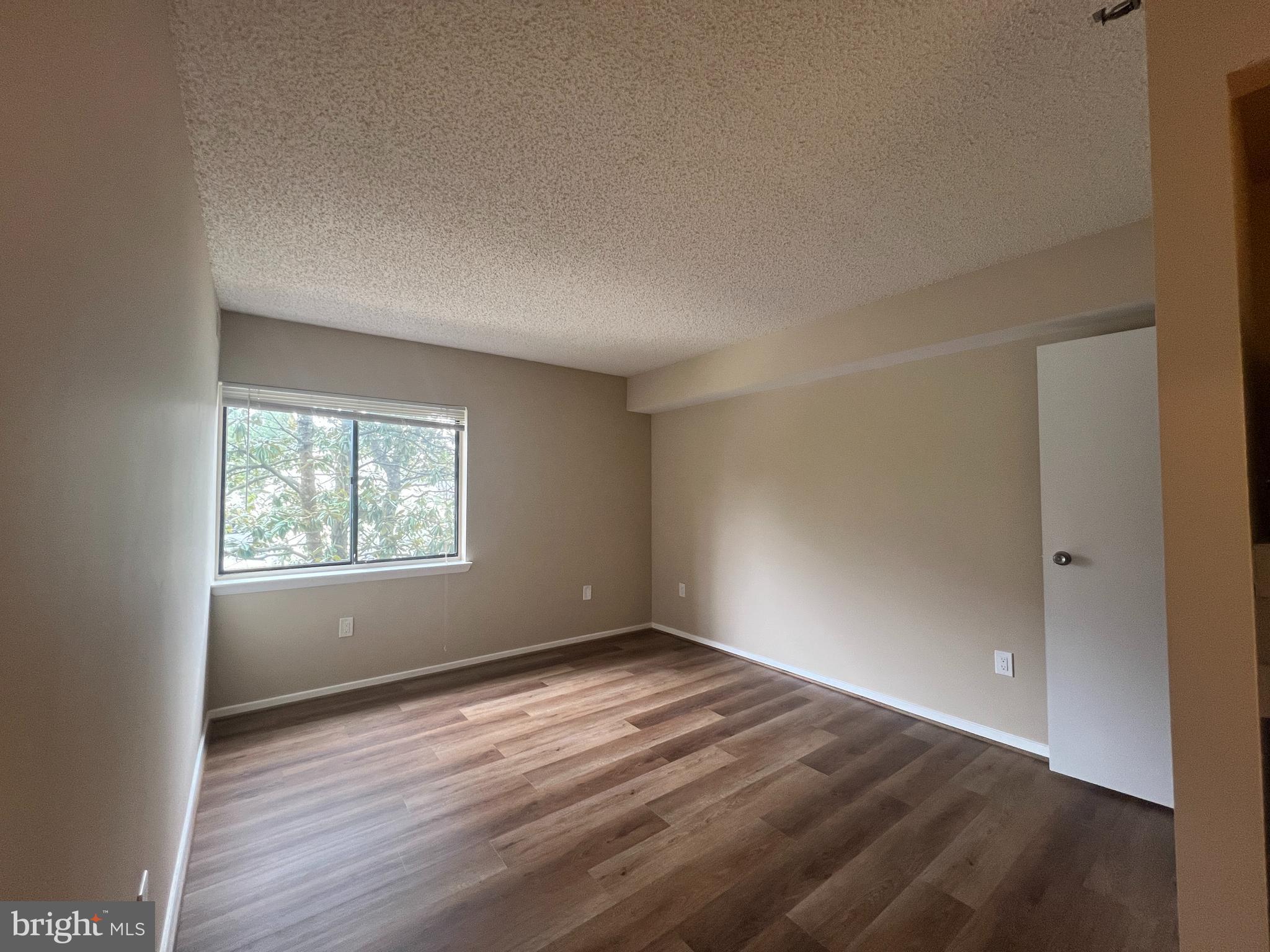 ROSSMOOR MUTUAL 22 CODM - Residential Lease