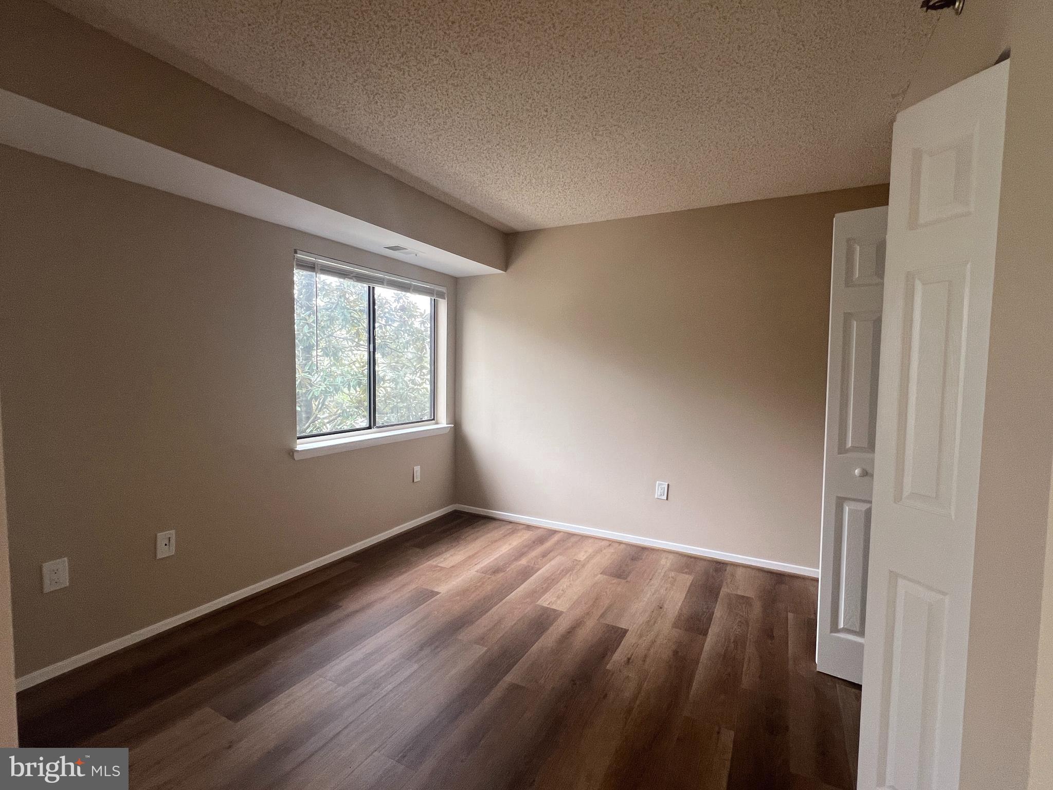 ROSSMOOR MUTUAL 22 CODM - Residential Lease