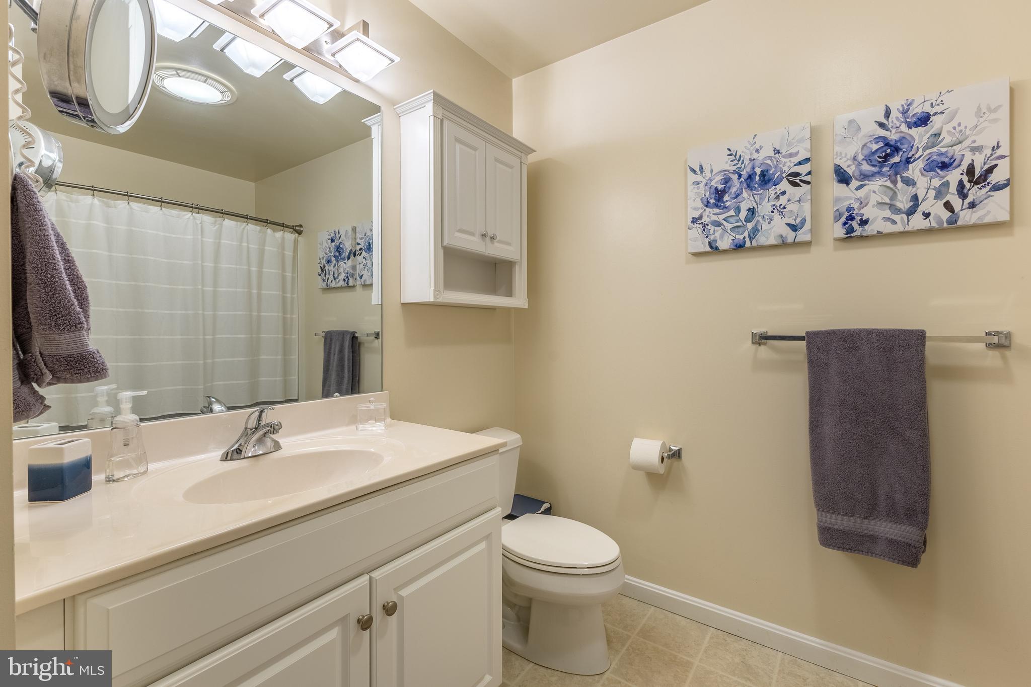 HOMECOMING RIDGE LL - Residential