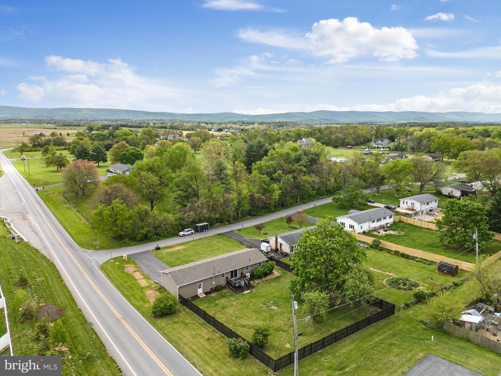 WALNUT GROVE - Residential