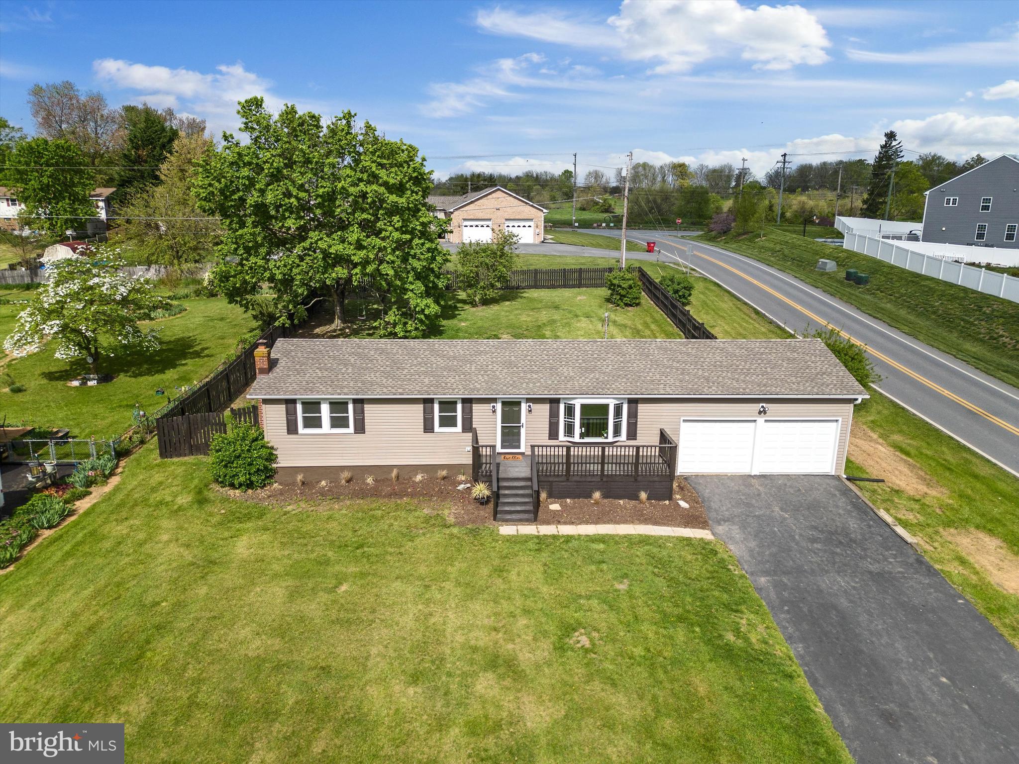 WALNUT GROVE - Residential