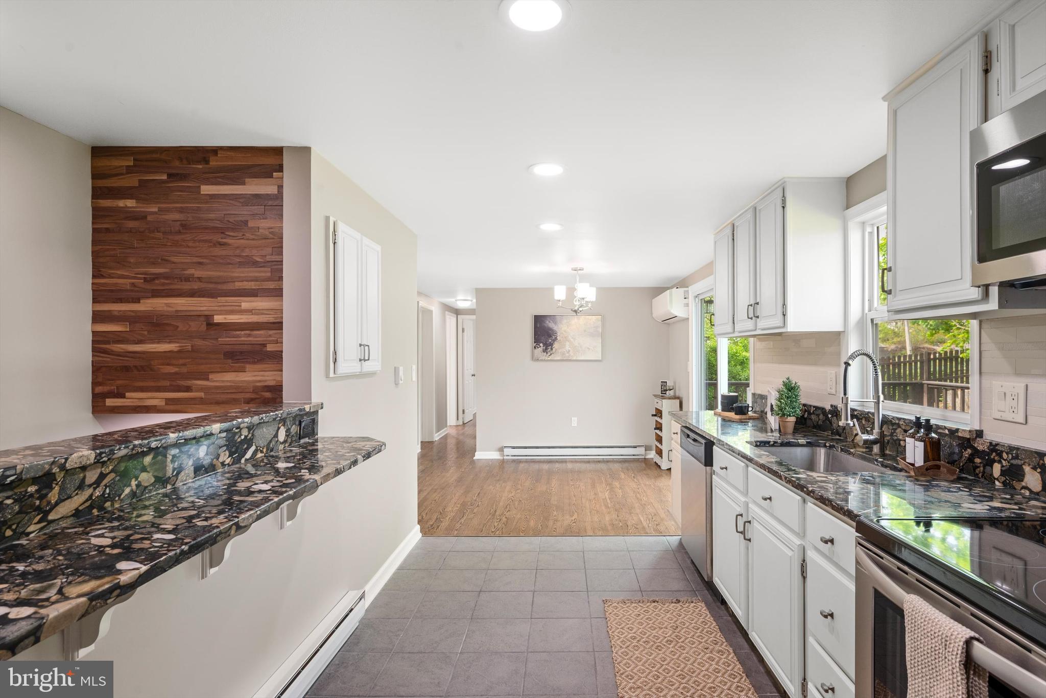 WALNUT GROVE - Residential